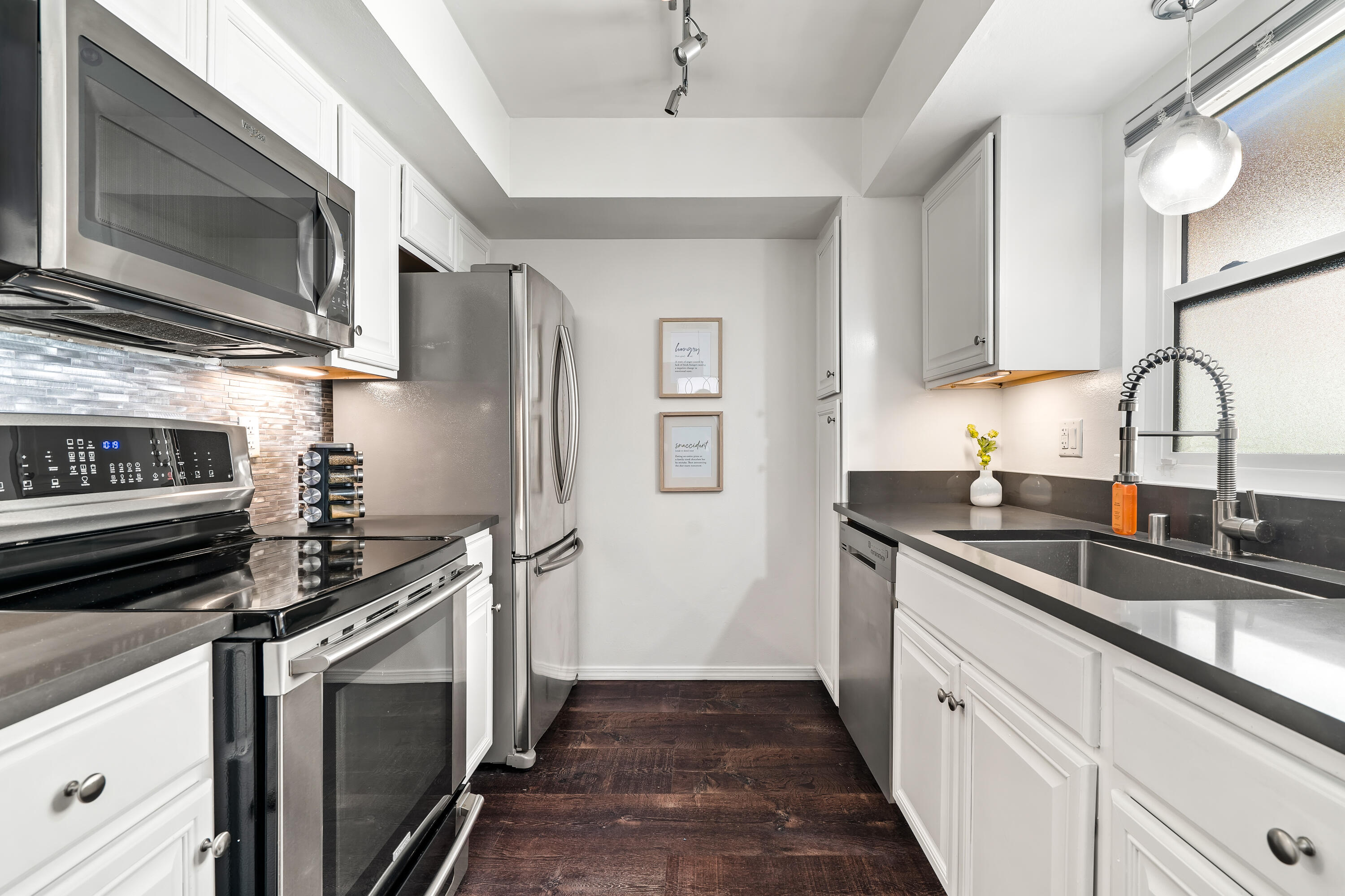 1407 N Sunrise WAY Unit: 23