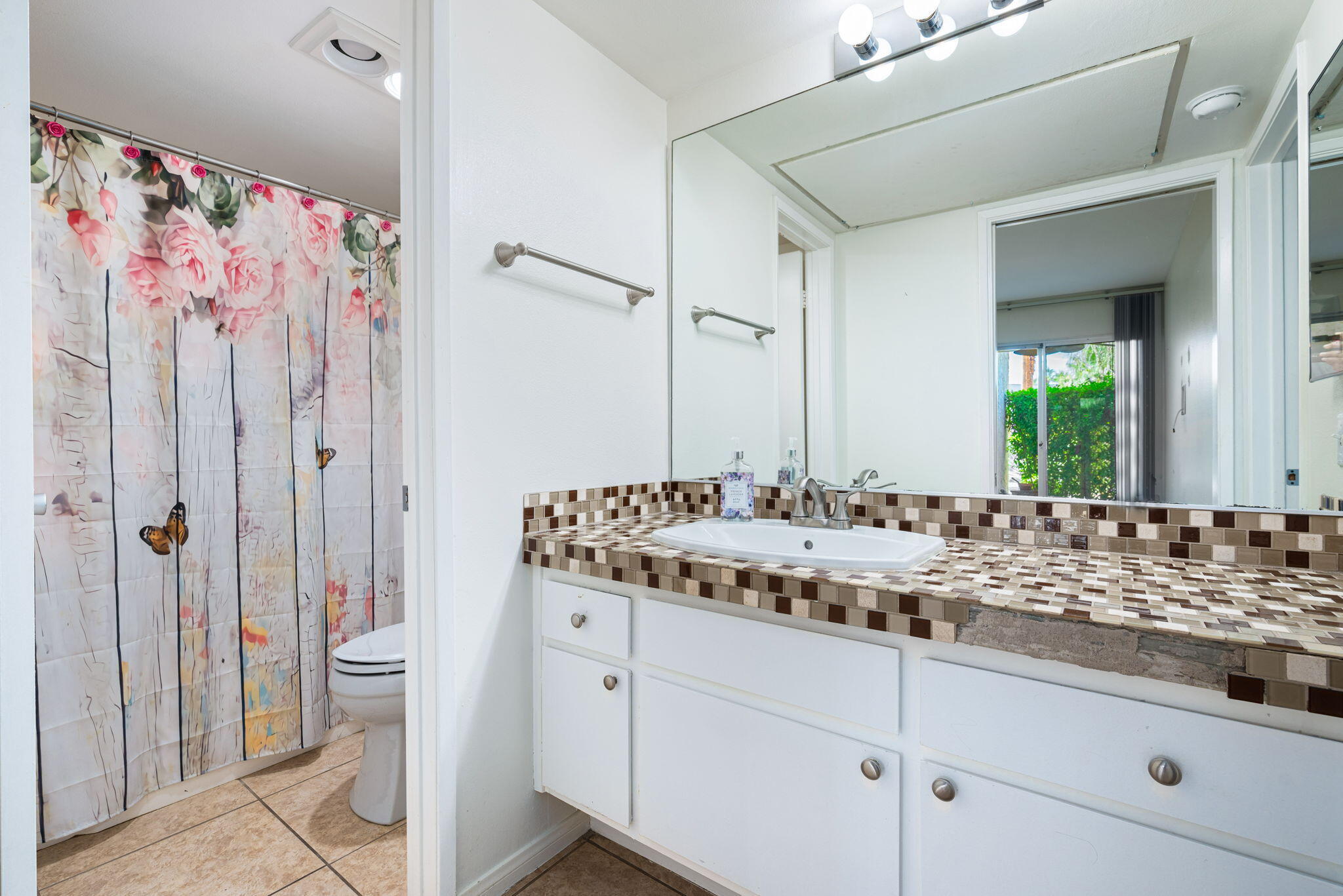 1552 S Camino Real Unit: 133