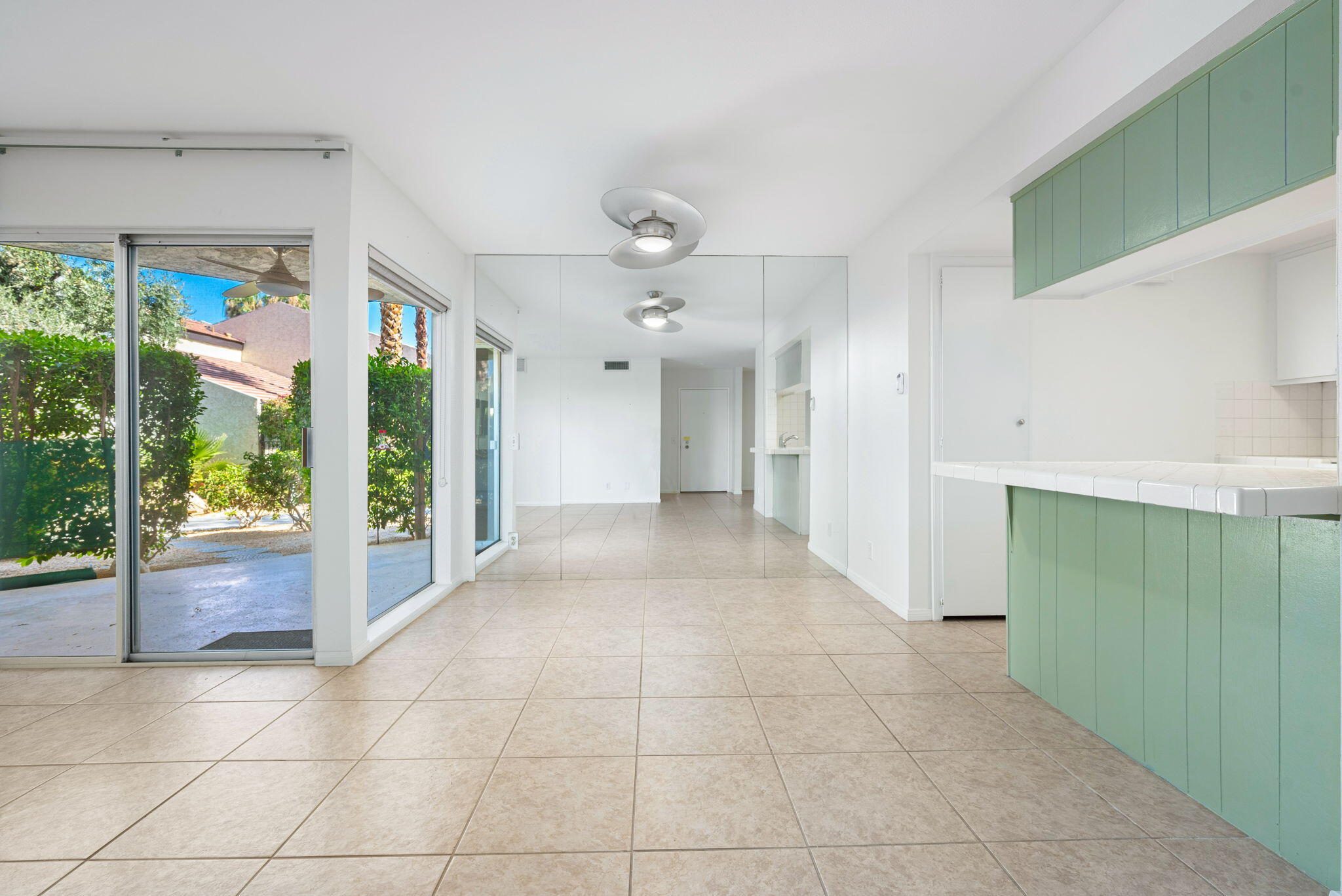 1552 S Camino Real Unit: 133