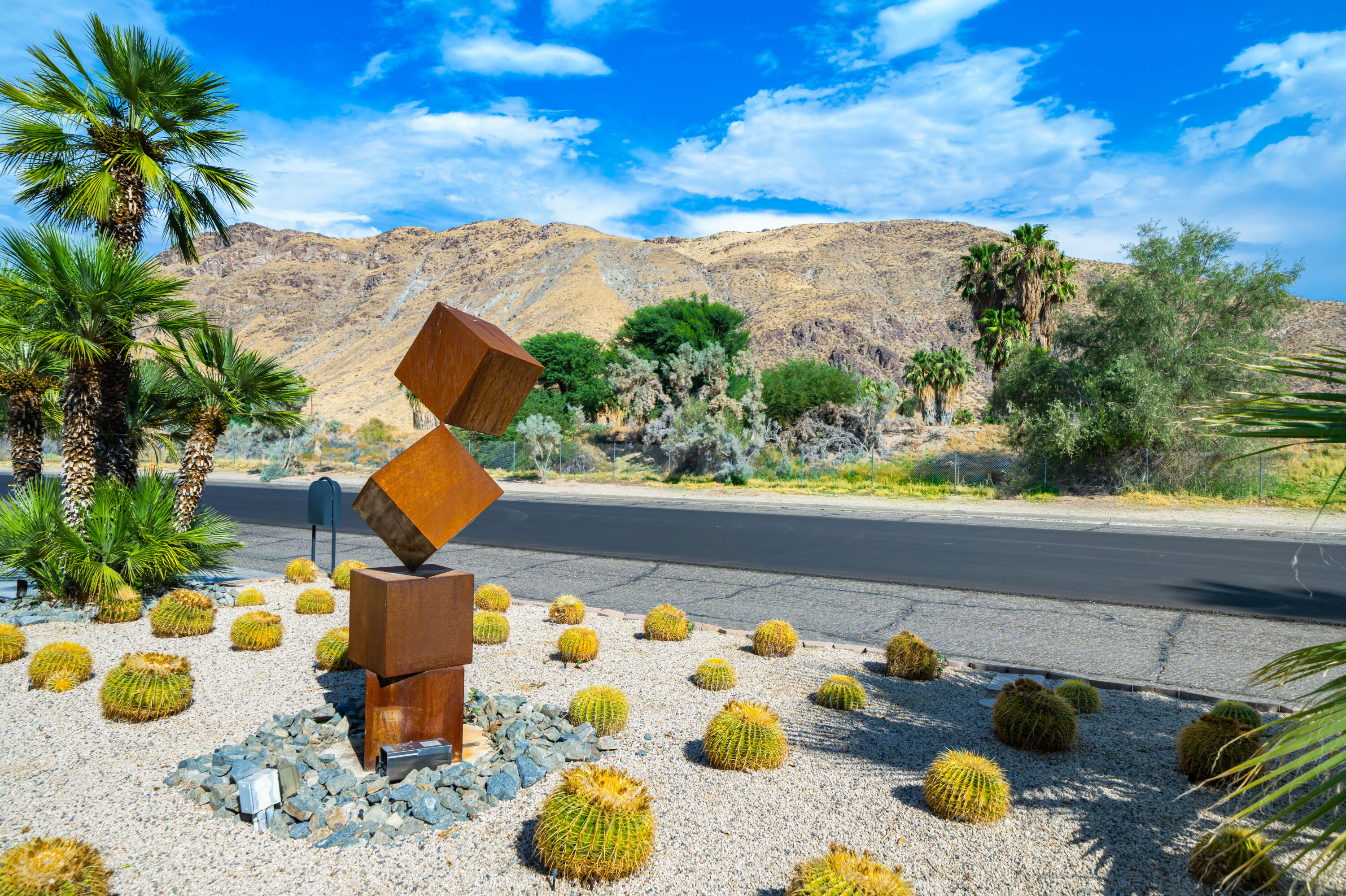 1488 Murray Canyon DR