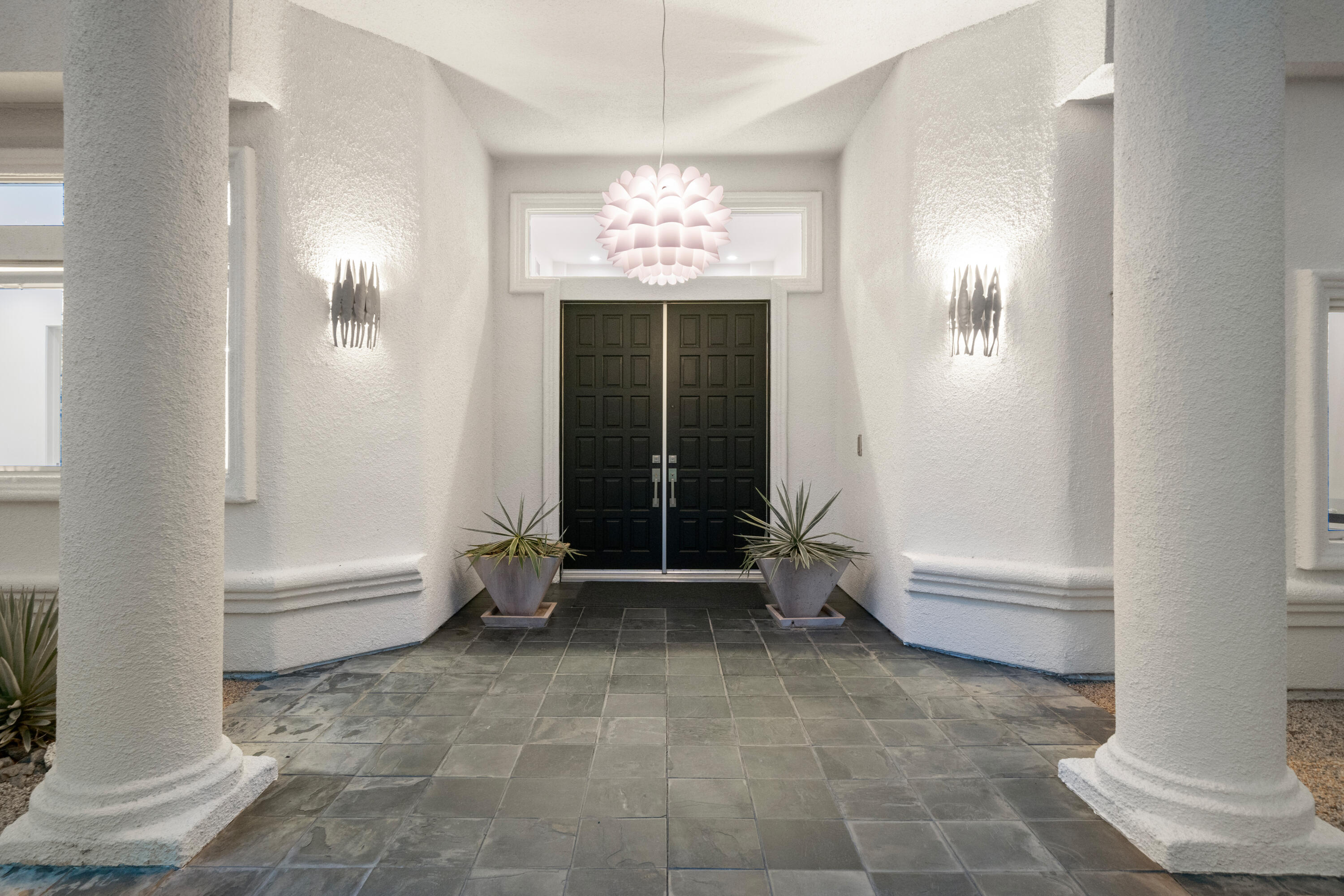 1488 Murray Canyon DR