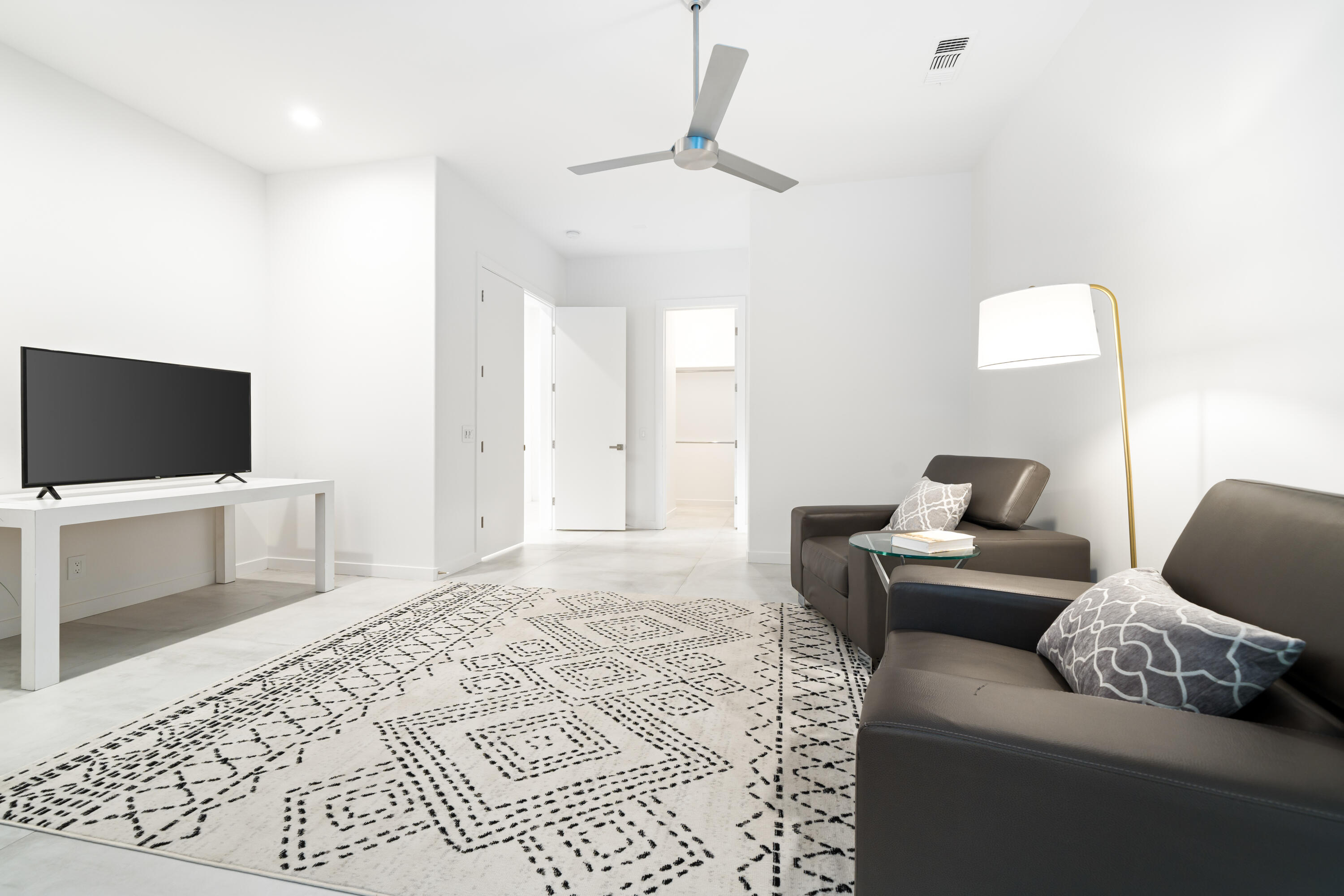 1488 Murray Canyon DR