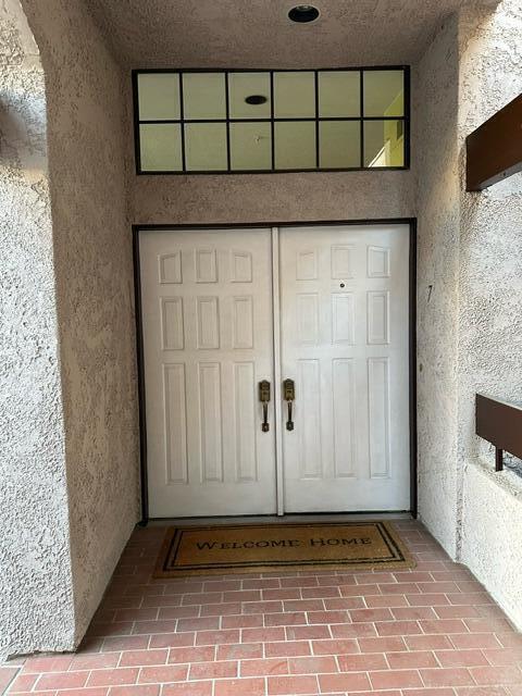 2601 S Broadmoor DR Unit: 7