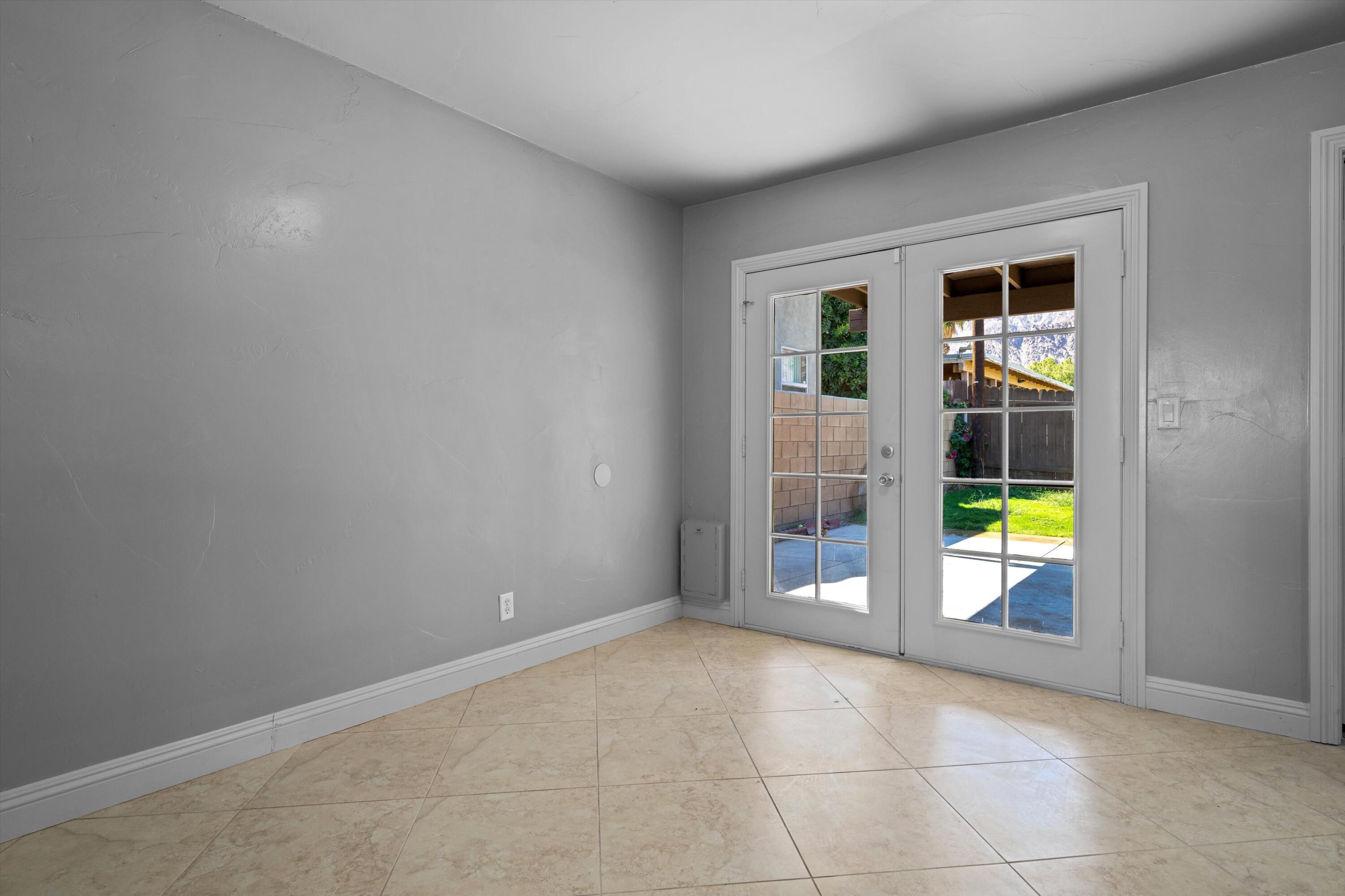 51675 Avenida Navarro