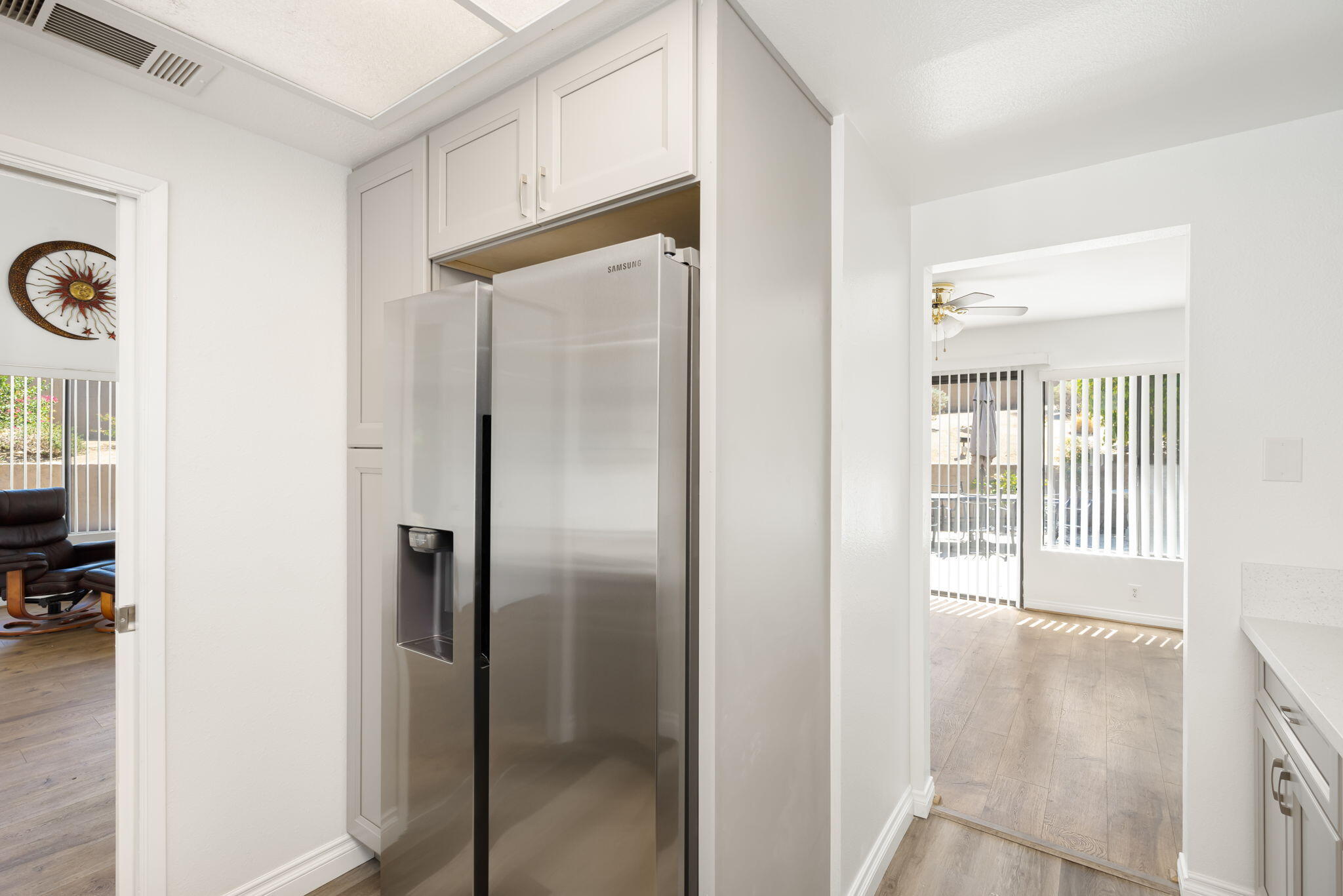 48982 Canyon Creest LN