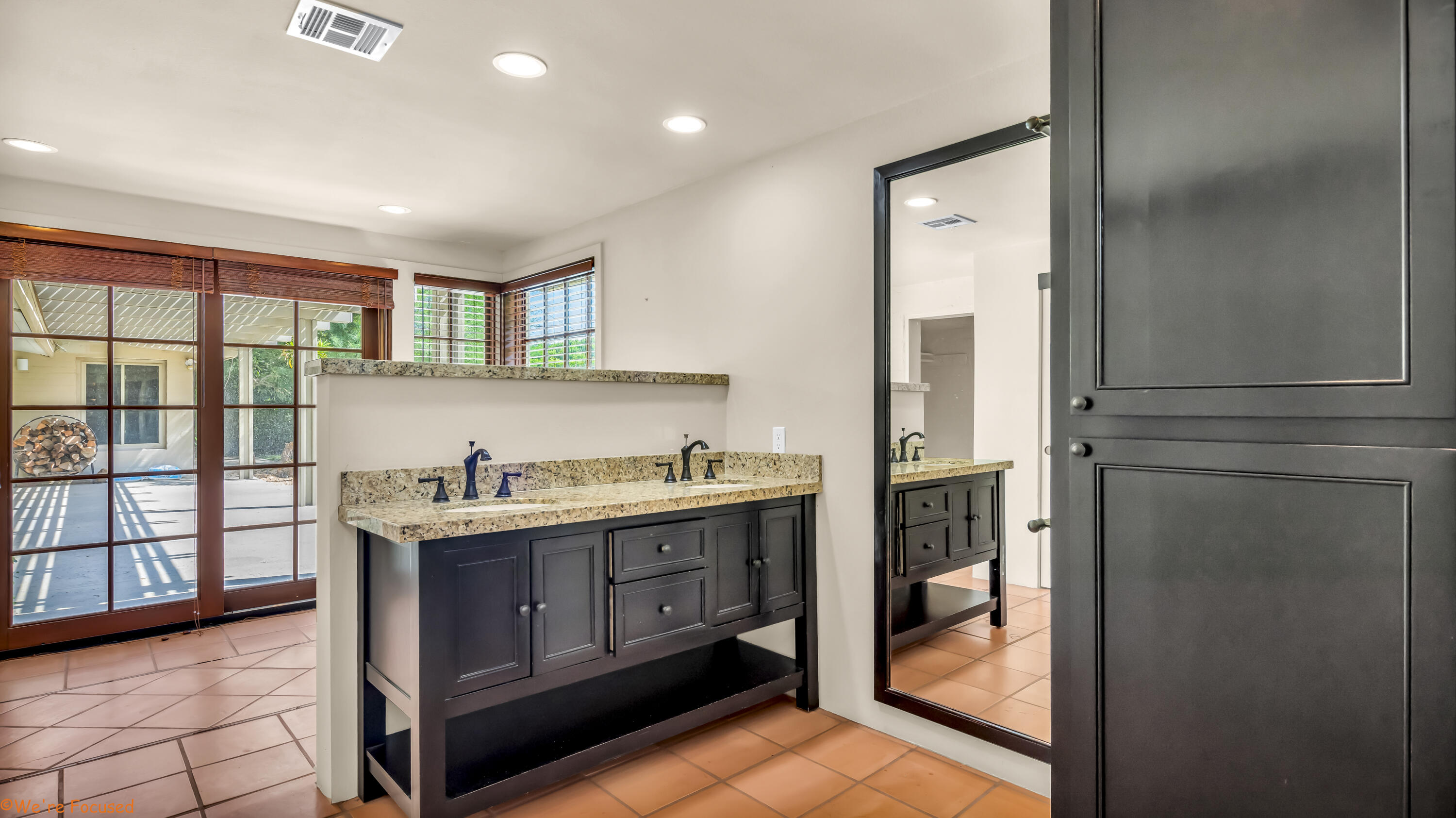 1651 E San Lorenzo RD