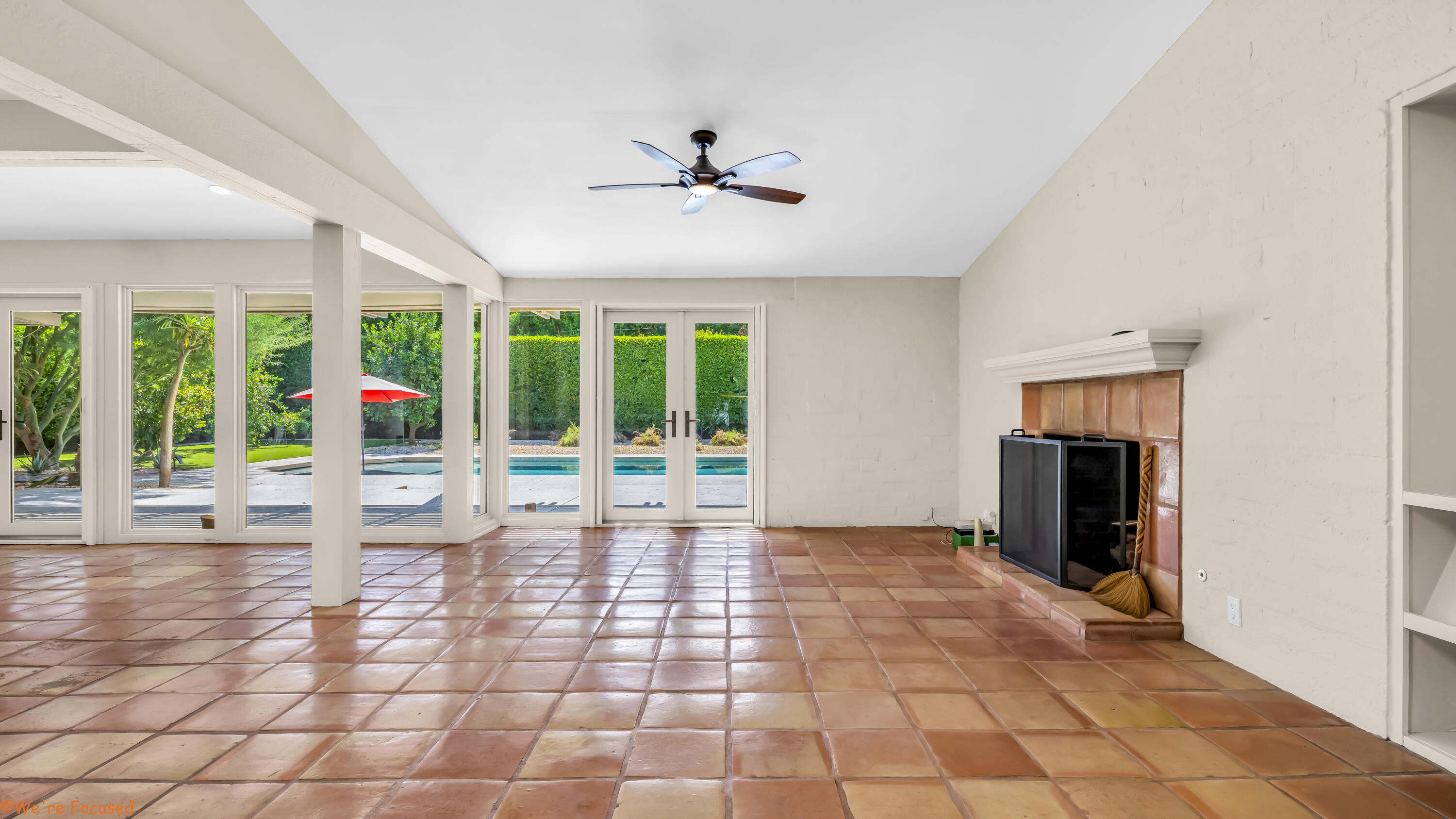 1651 E San Lorenzo RD