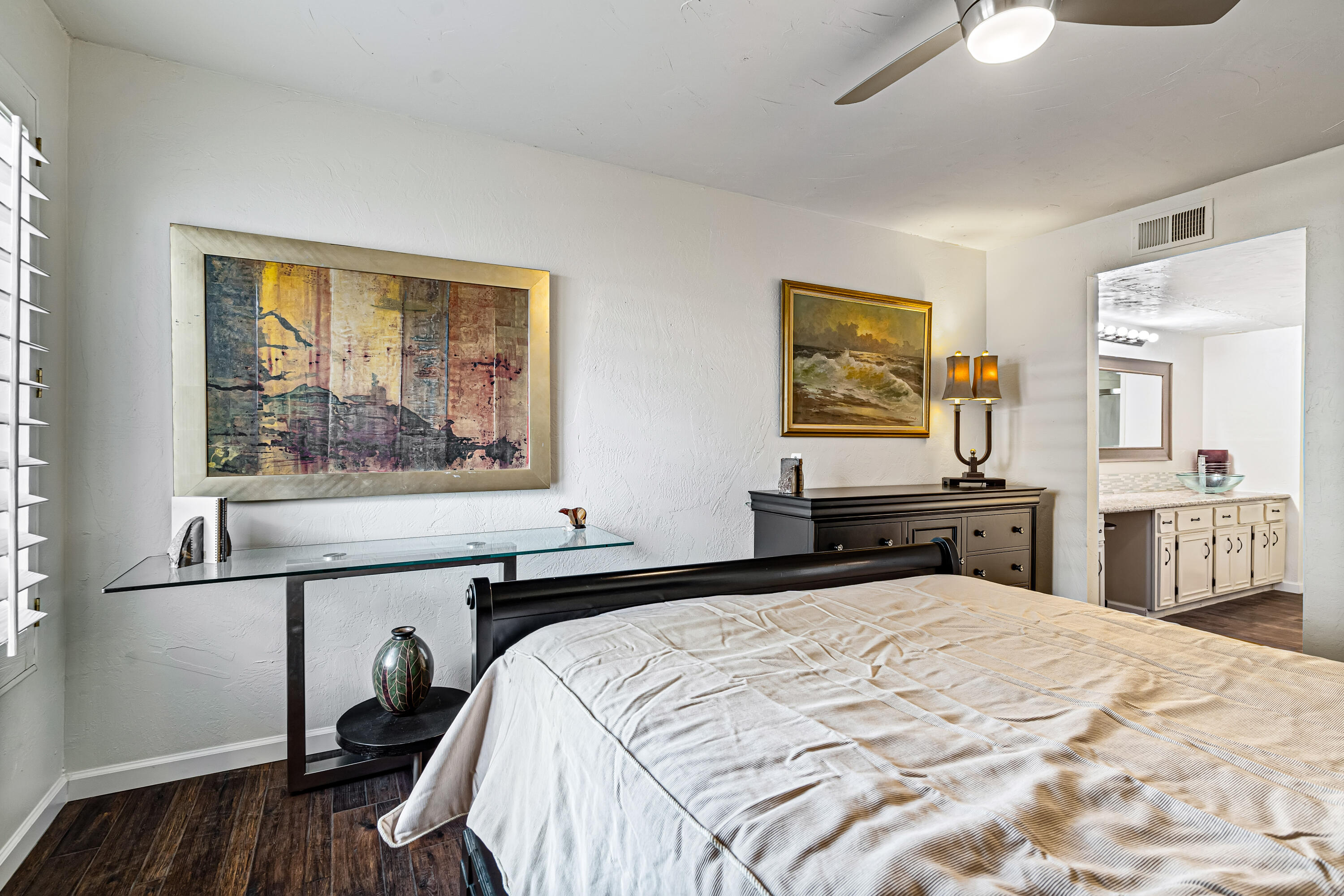 1050 E Ramon RD Unit: 6