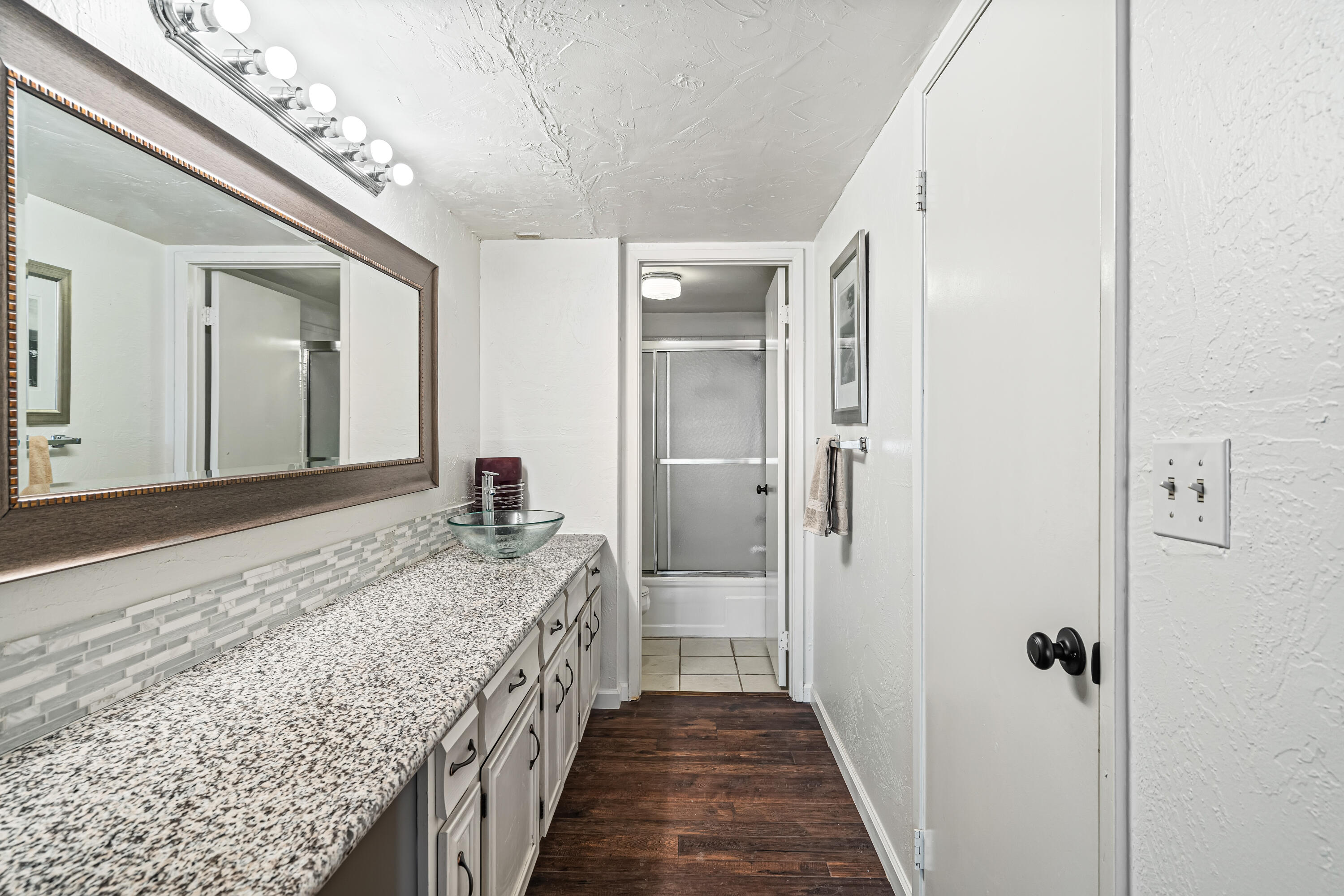 1050 E Ramon RD Unit: 6