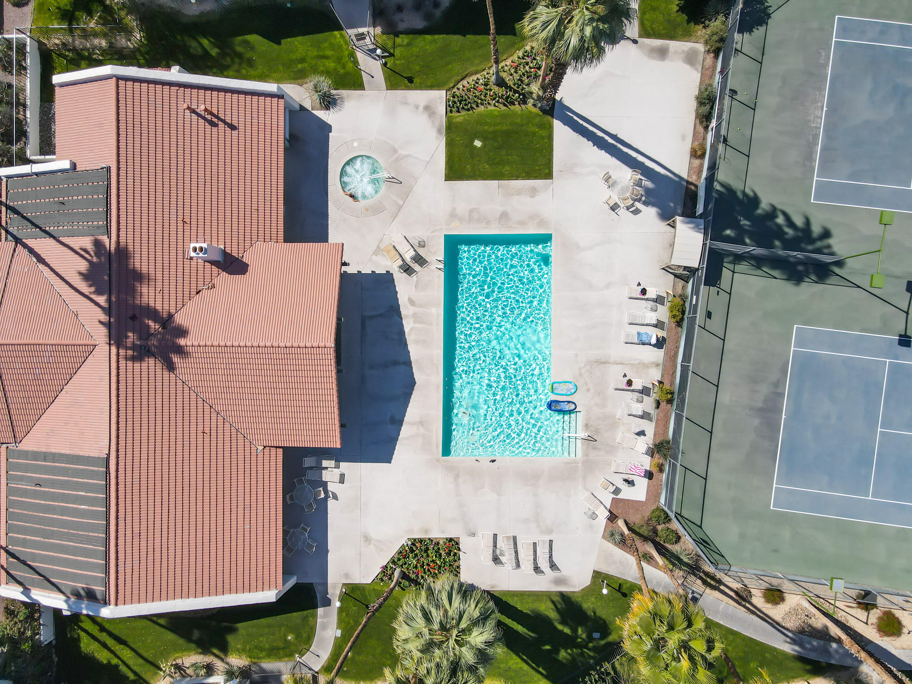 1050 E Ramon RD Unit: 6