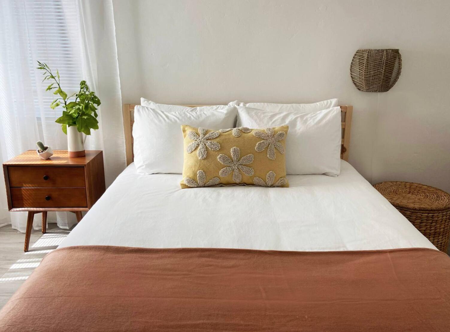 1328 E Camino Primrose