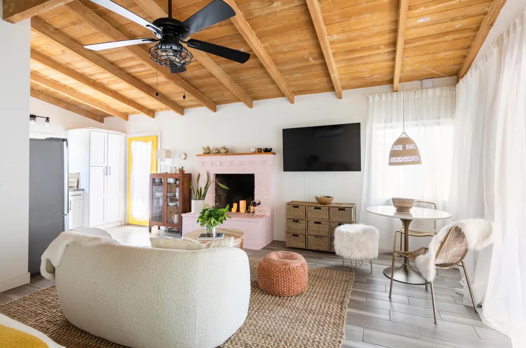 1328 E Camino Primrose