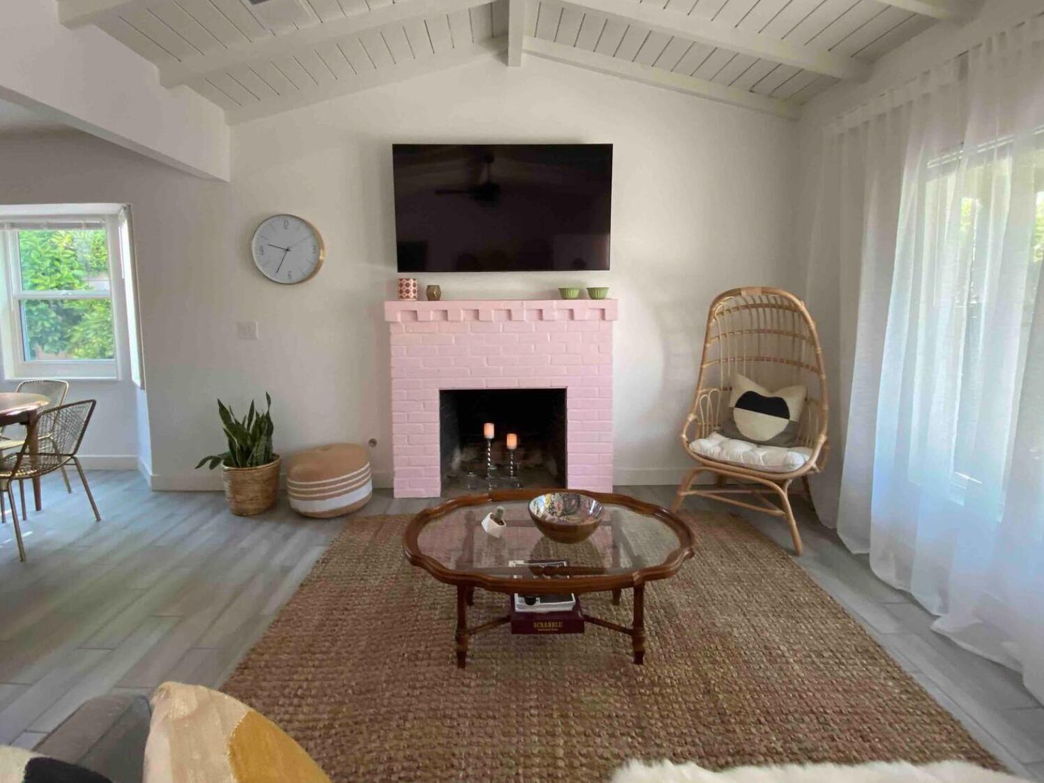 1328 E Camino Primrose