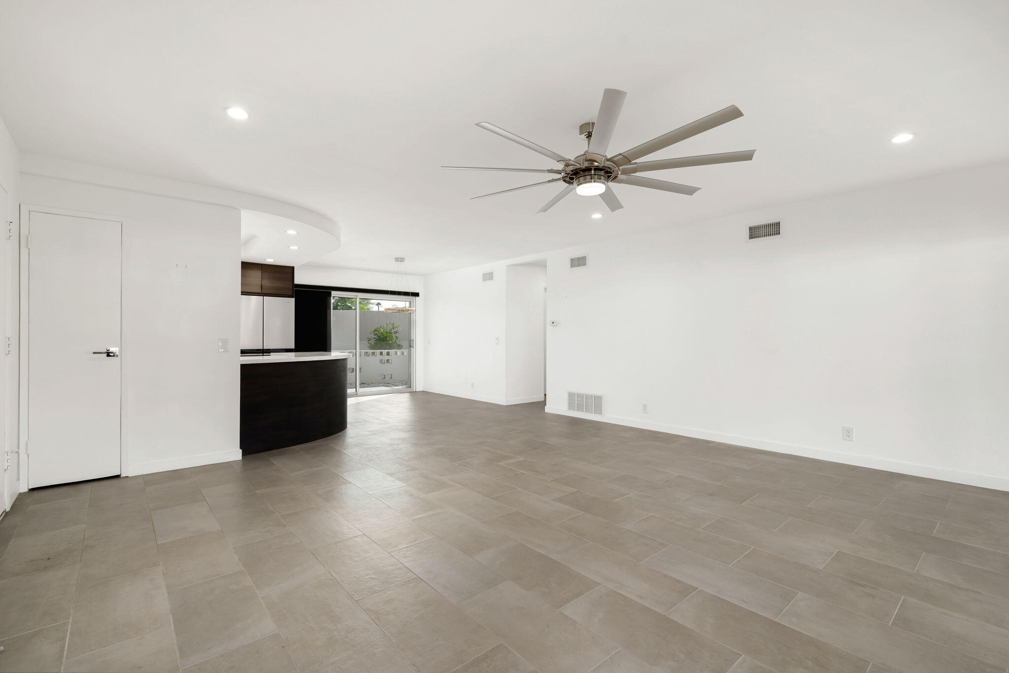 2240 S Calle Palo Fierro Unit: 9