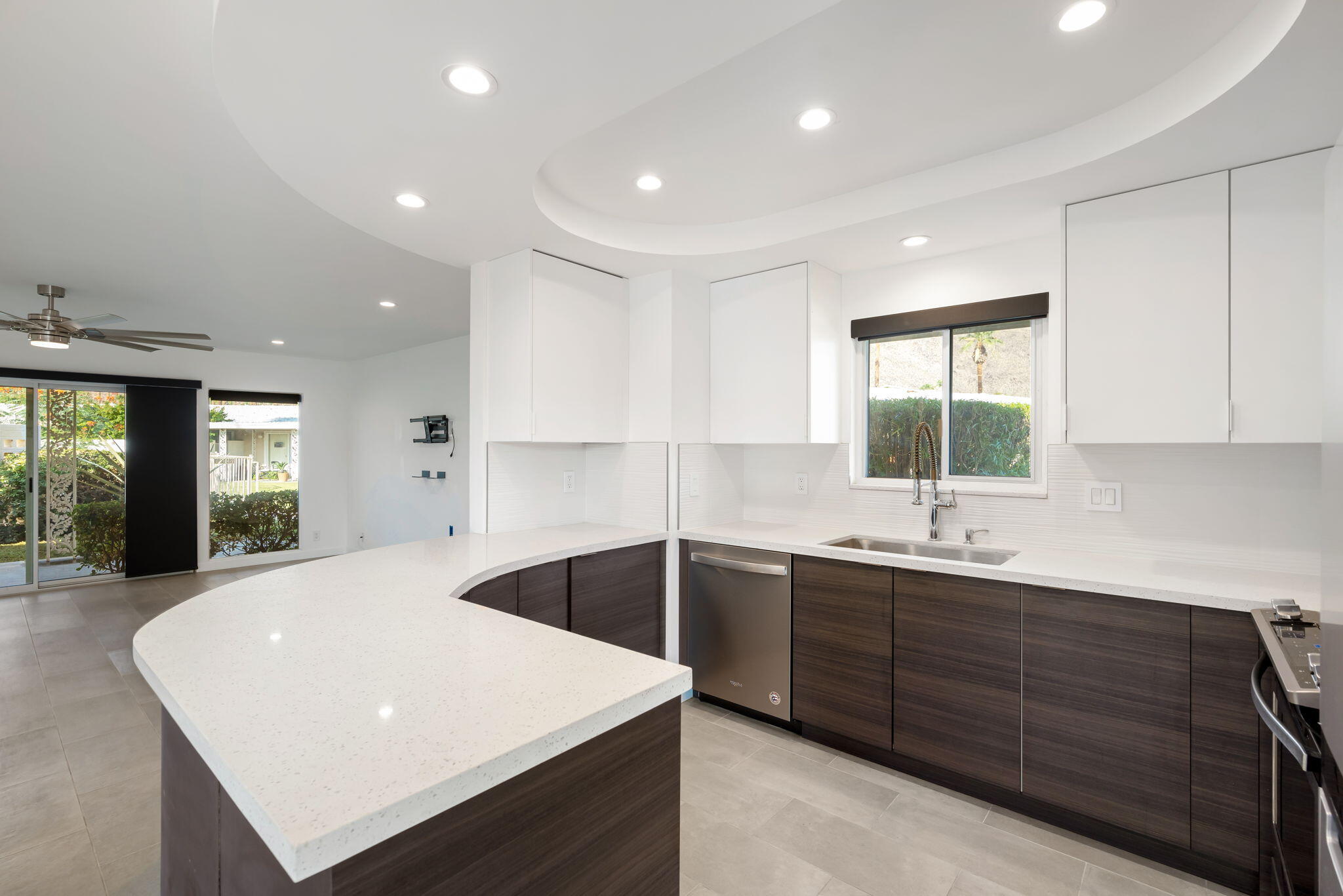 2240 S Calle Palo Fierro Unit: 9