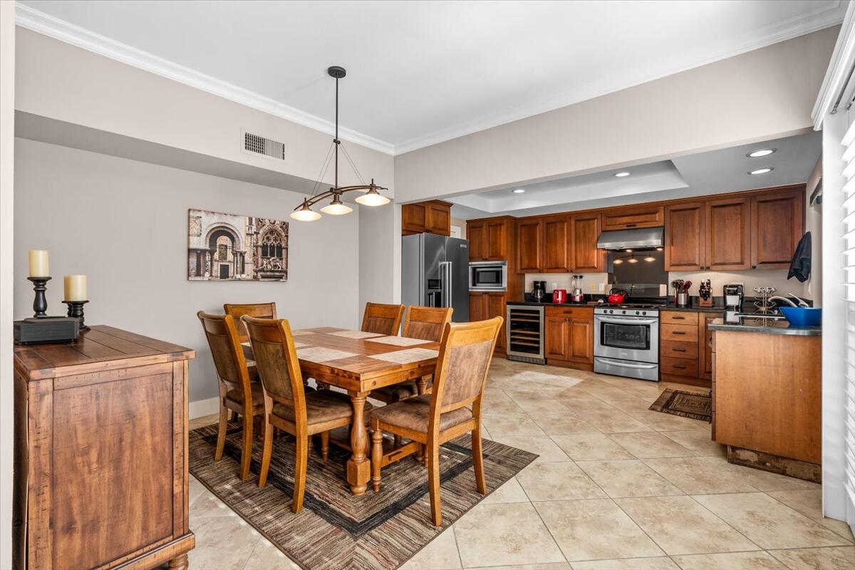 2451 S Birdie WAY Unit: E