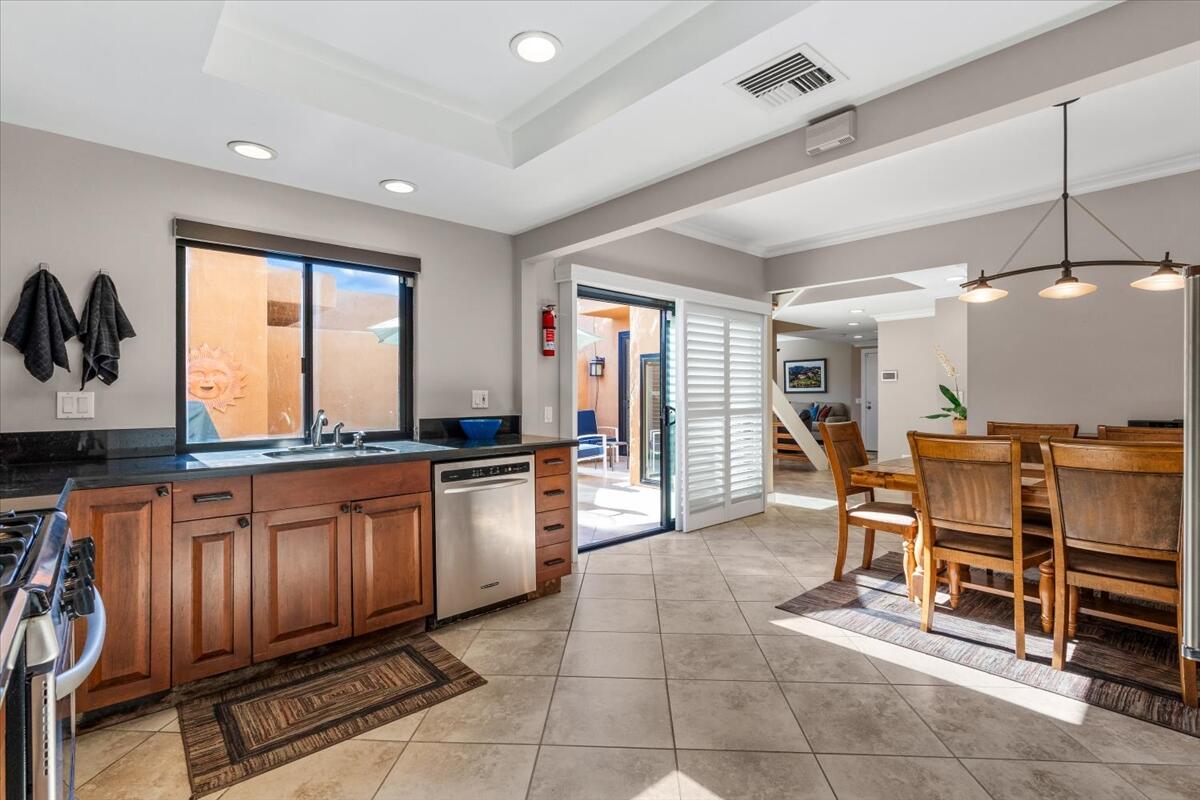 2451 S Birdie WAY Unit: E