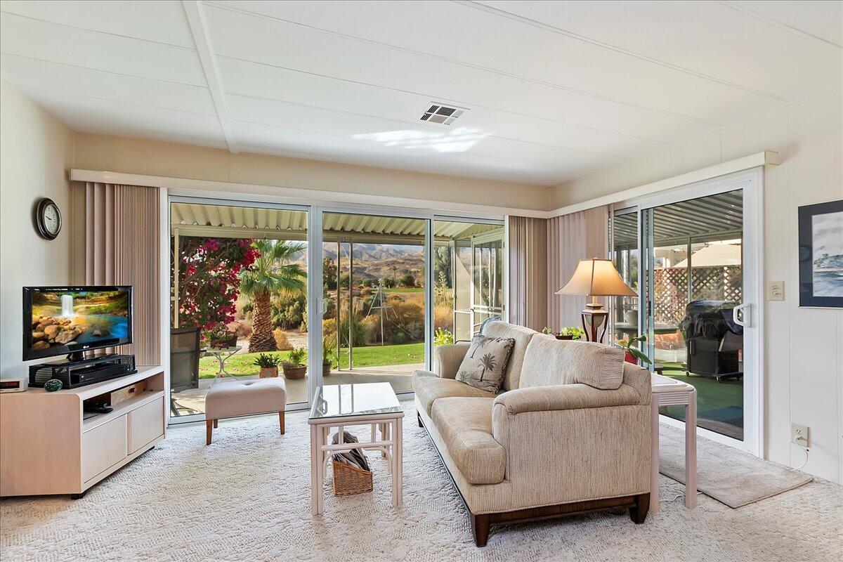 159 Vista De La Montana