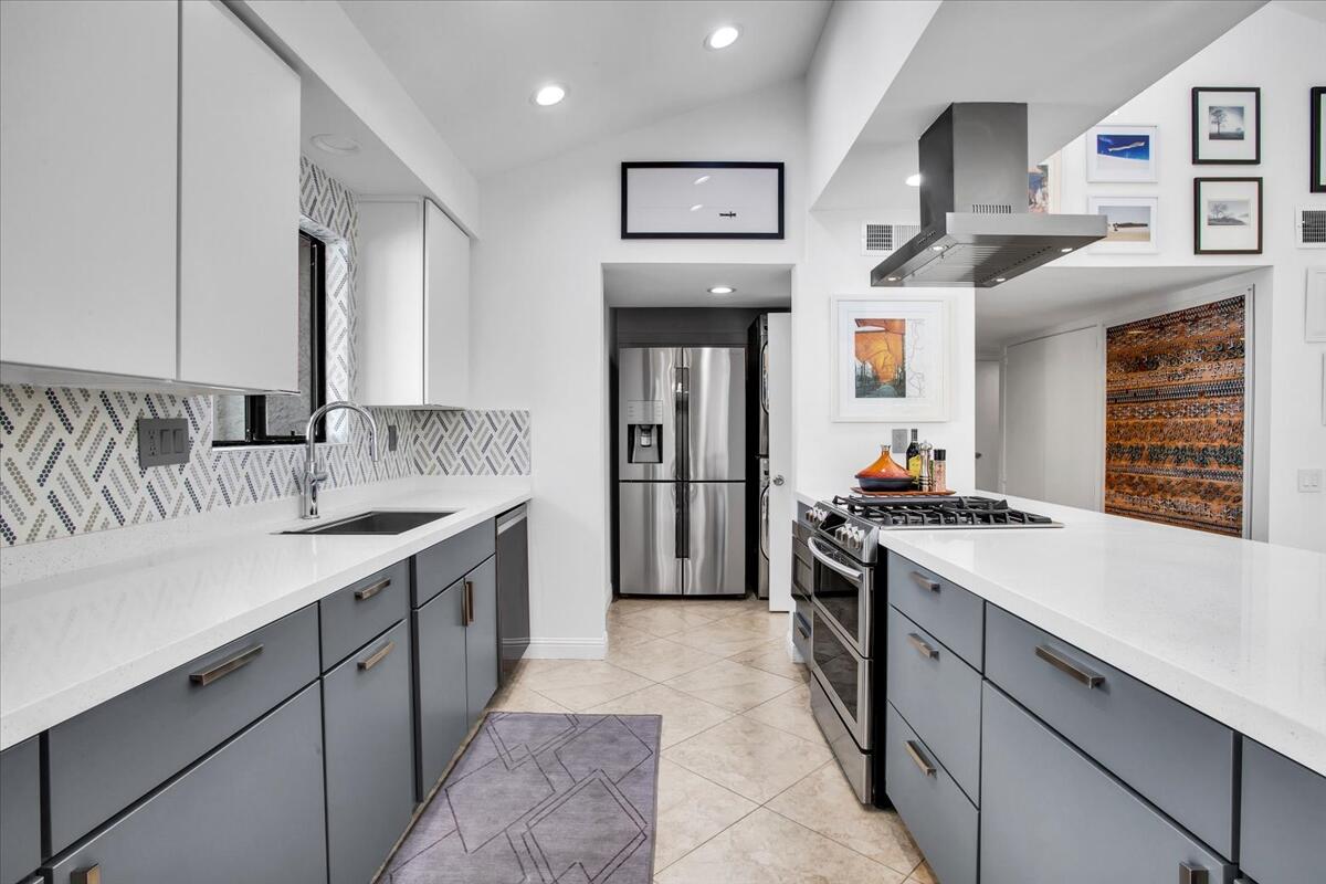 1602 S Cerritos DR Unit: C