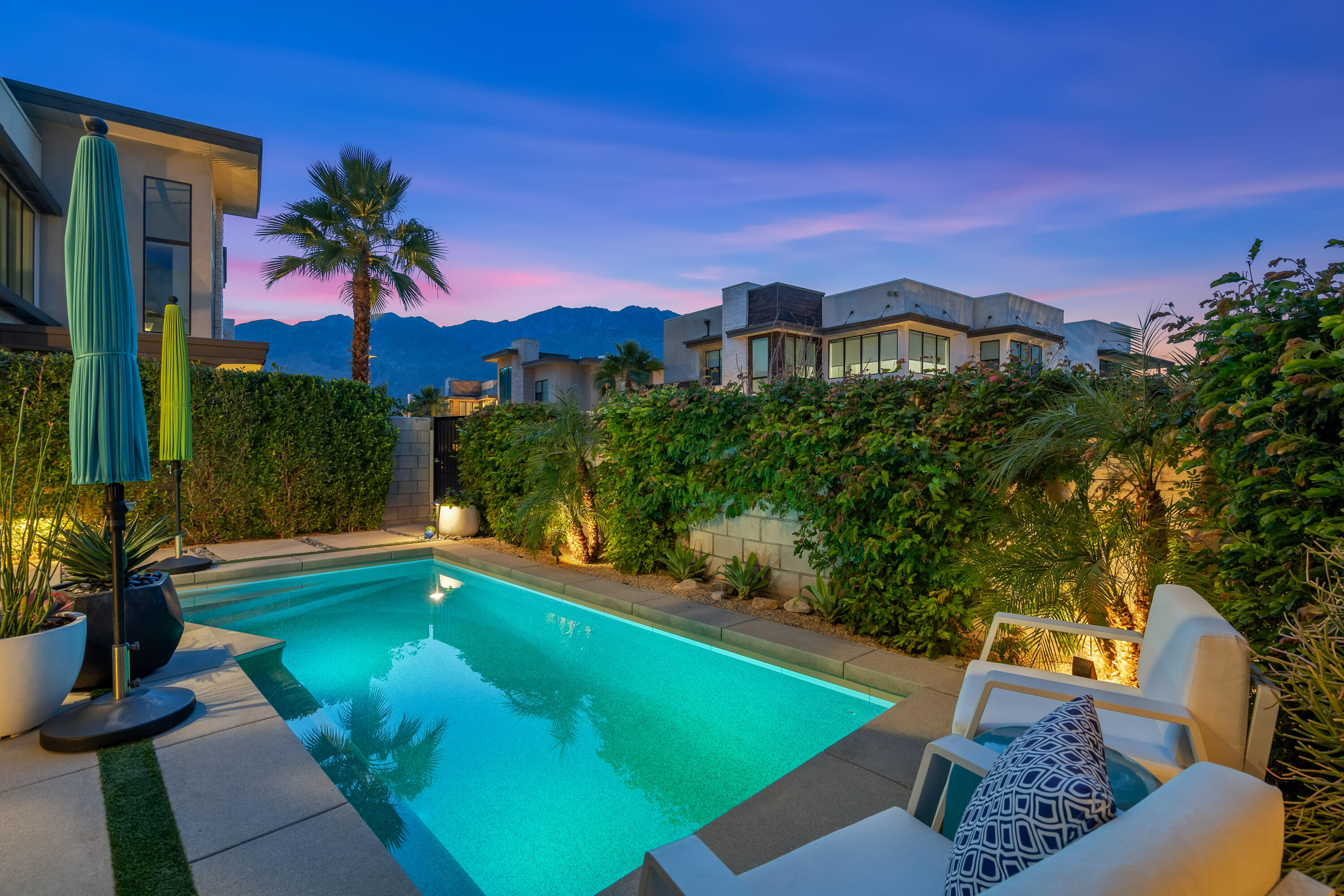 2737 Sunrise Sonata LN