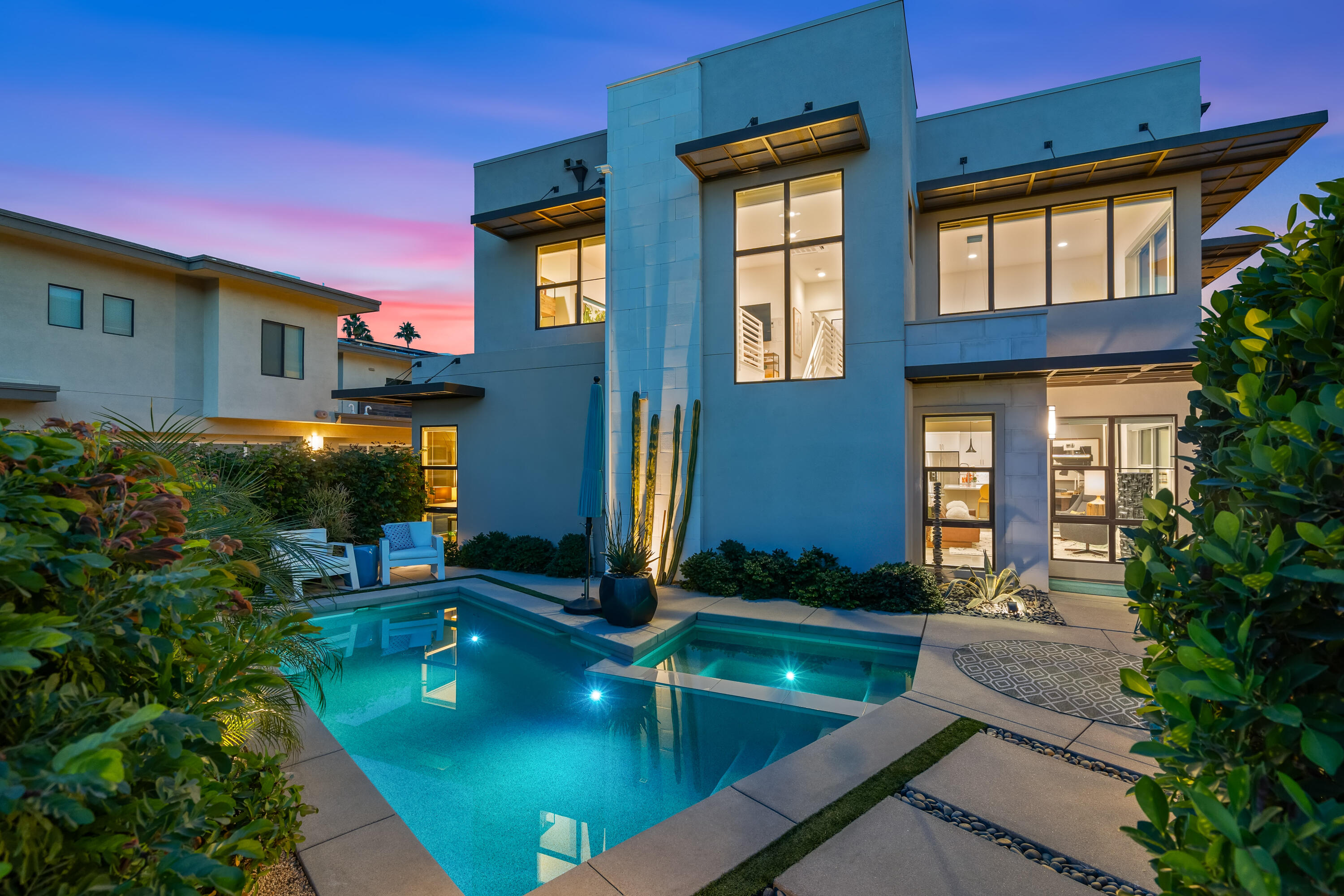 2737 Sunrise Sonata LN