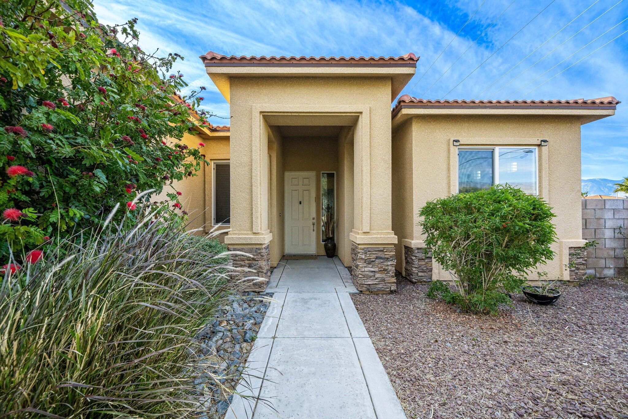 65013 Rolling Hills DR