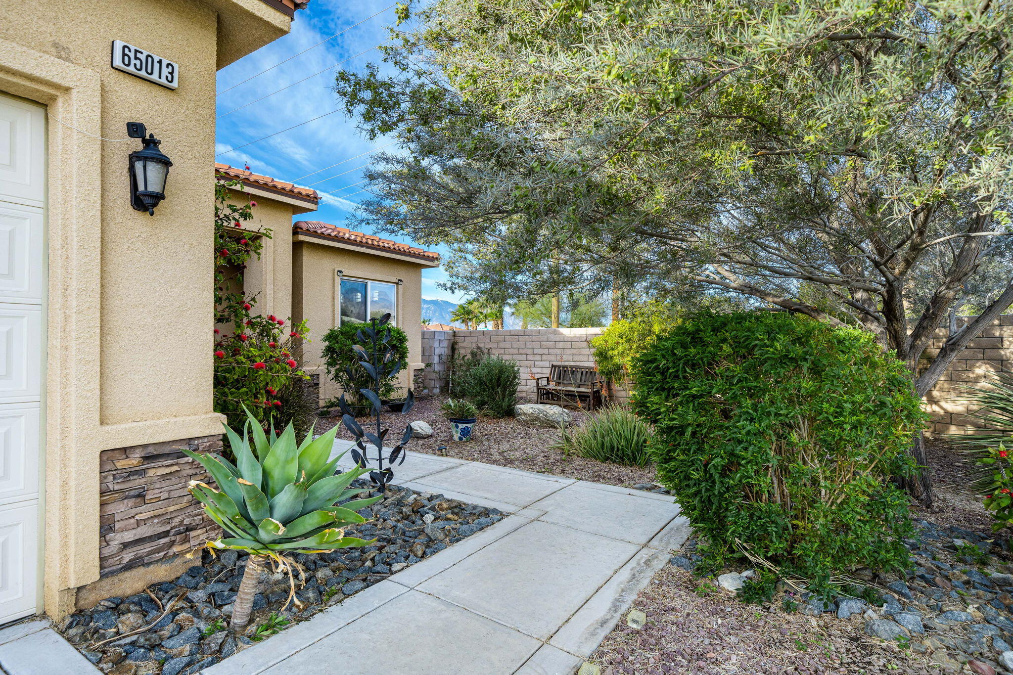 65013 Rolling Hills DR