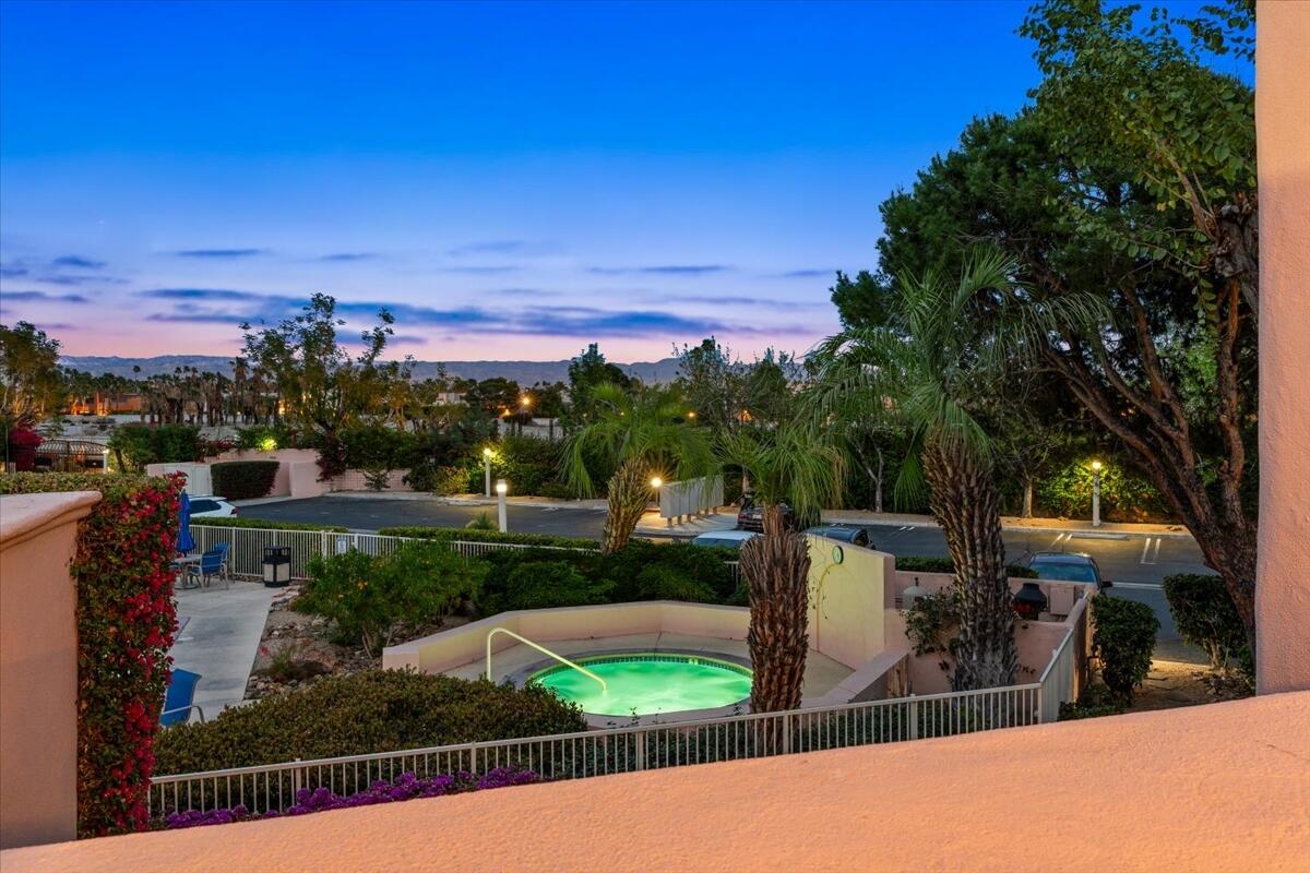 500 E Amado RD Unit: 220