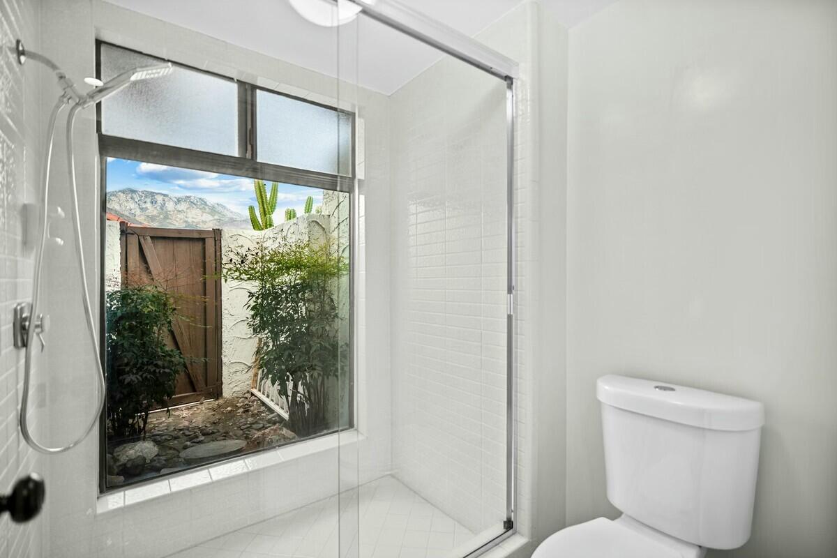 2352 Miramonte CIR Unit: F