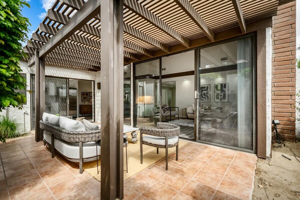 2352 Miramonte CIR Unit: F