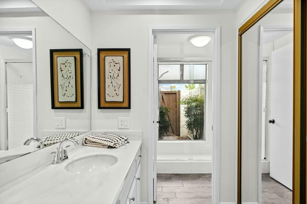 2352 Miramonte CIR Unit: F