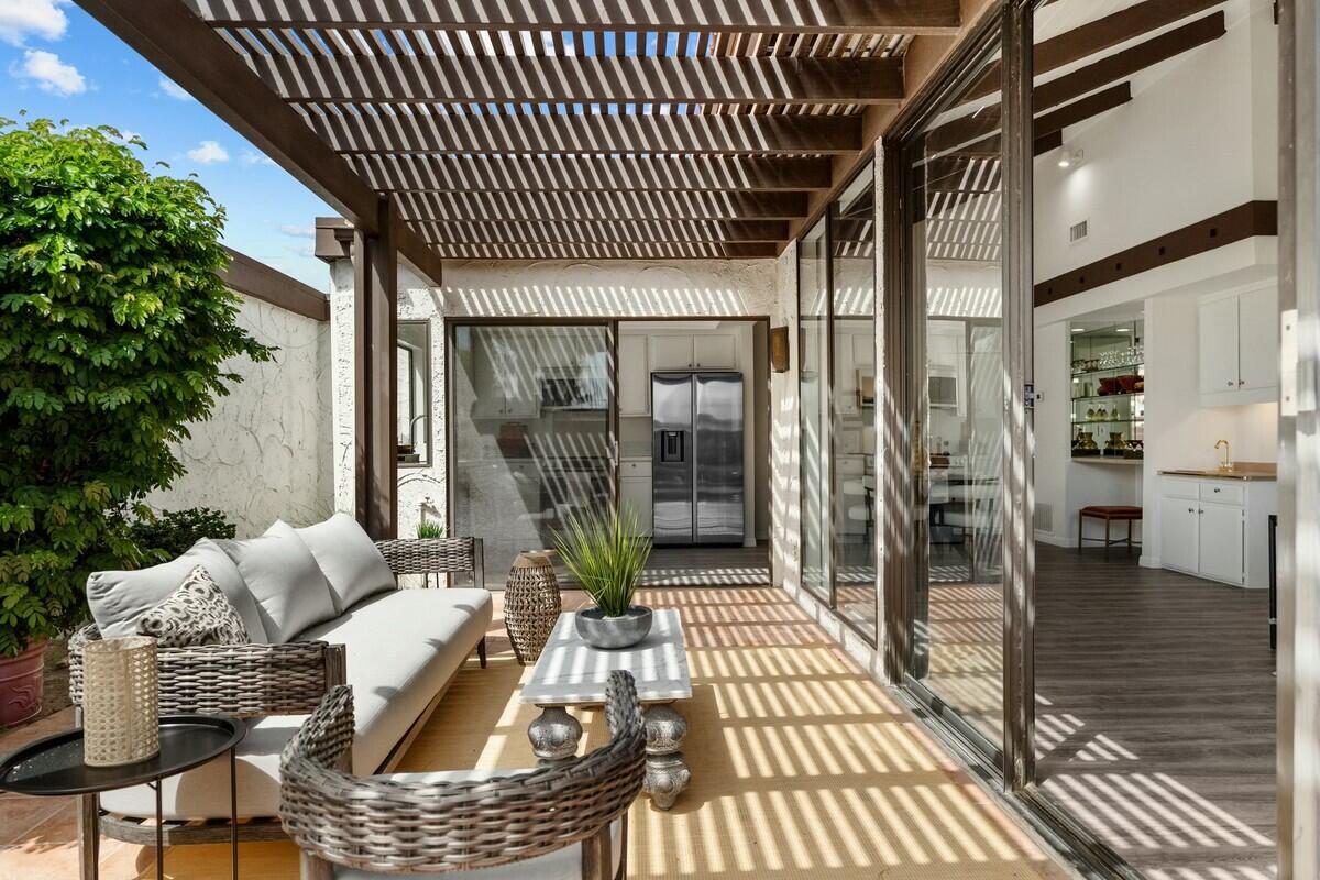 2352 Miramonte CIR Unit: F