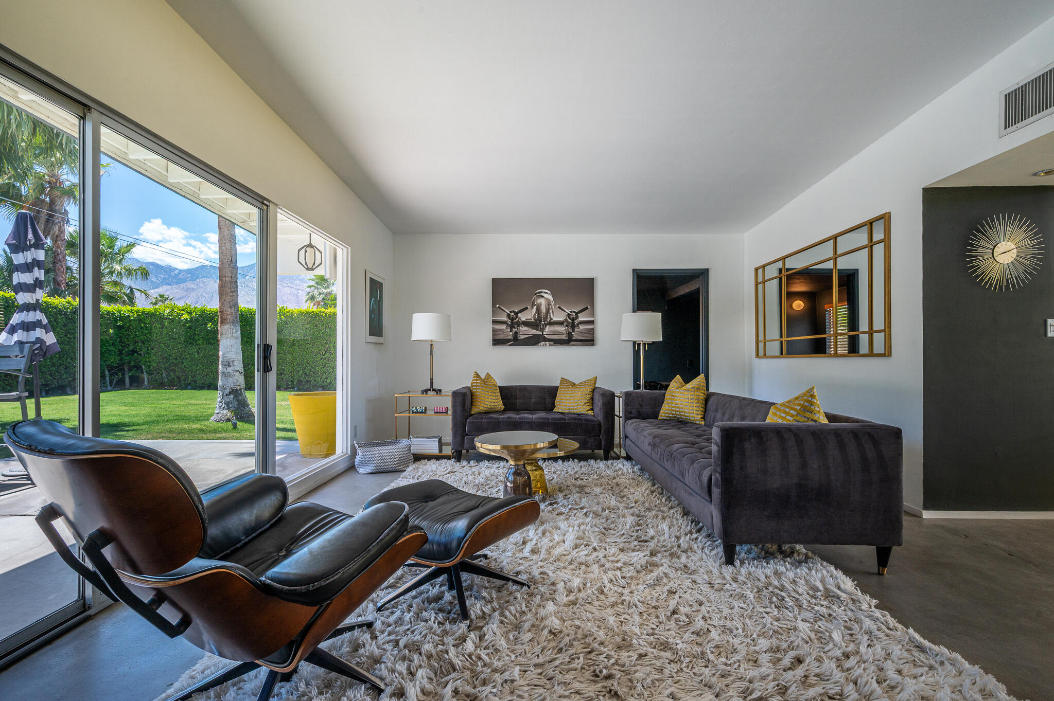 3623 E Avenida Fey Norte