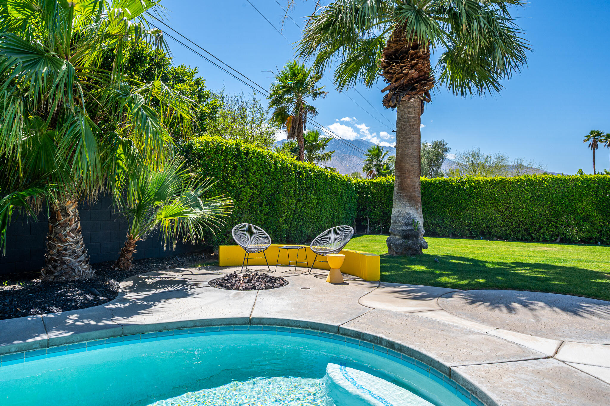 3623 E Avenida Fey Norte