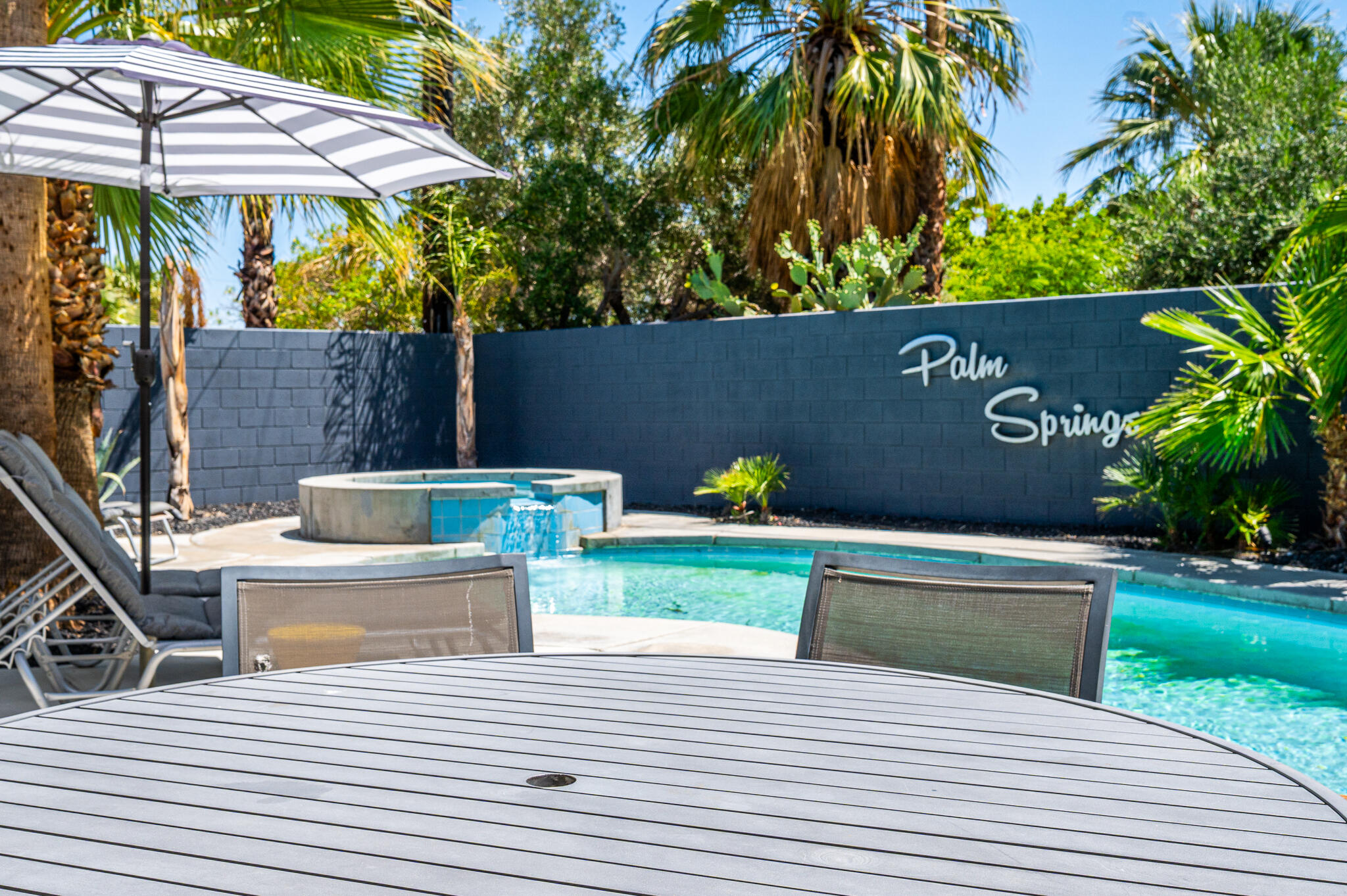 3623 E Avenida Fey Norte