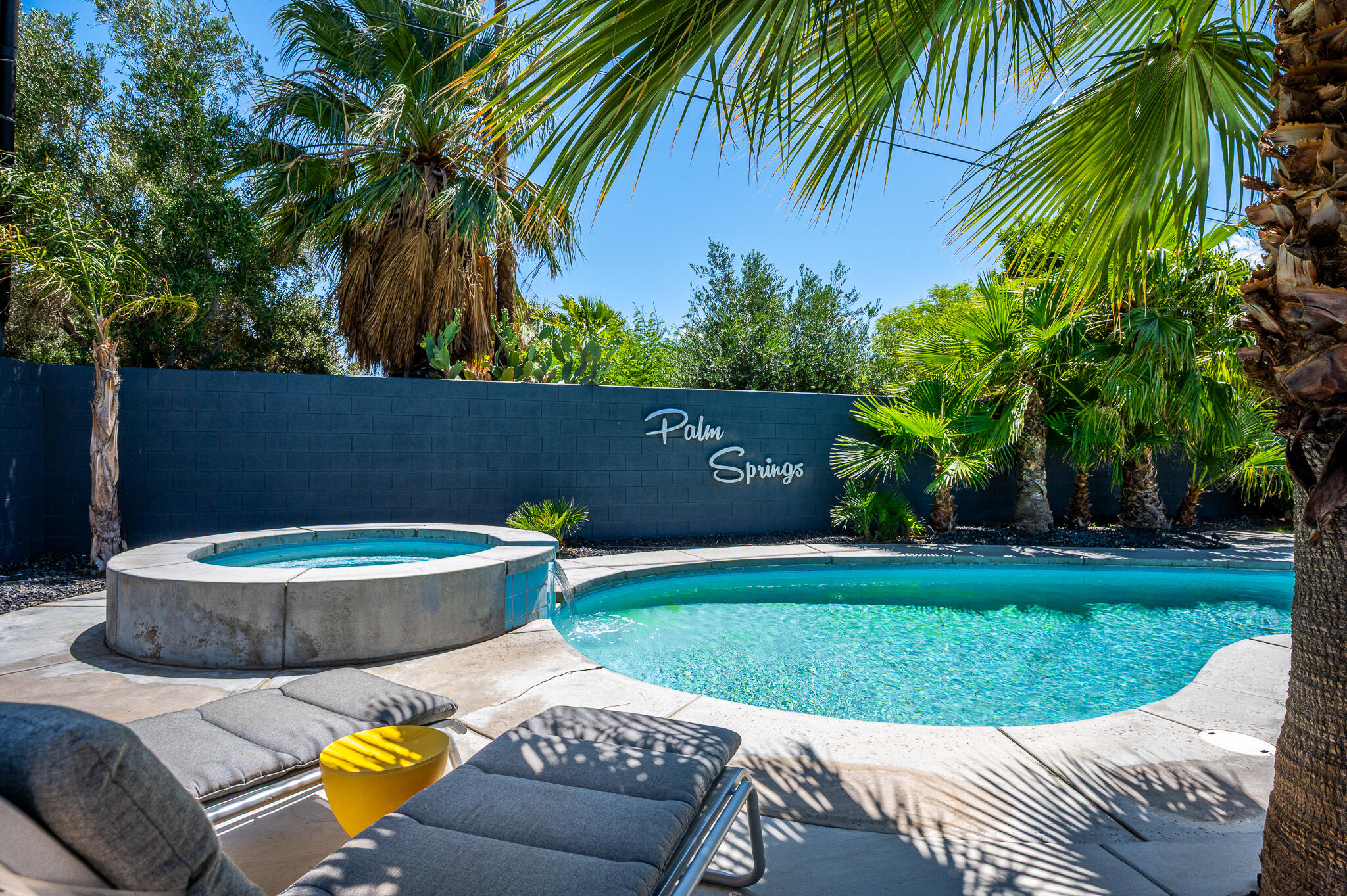 3623 E Avenida Fey Norte