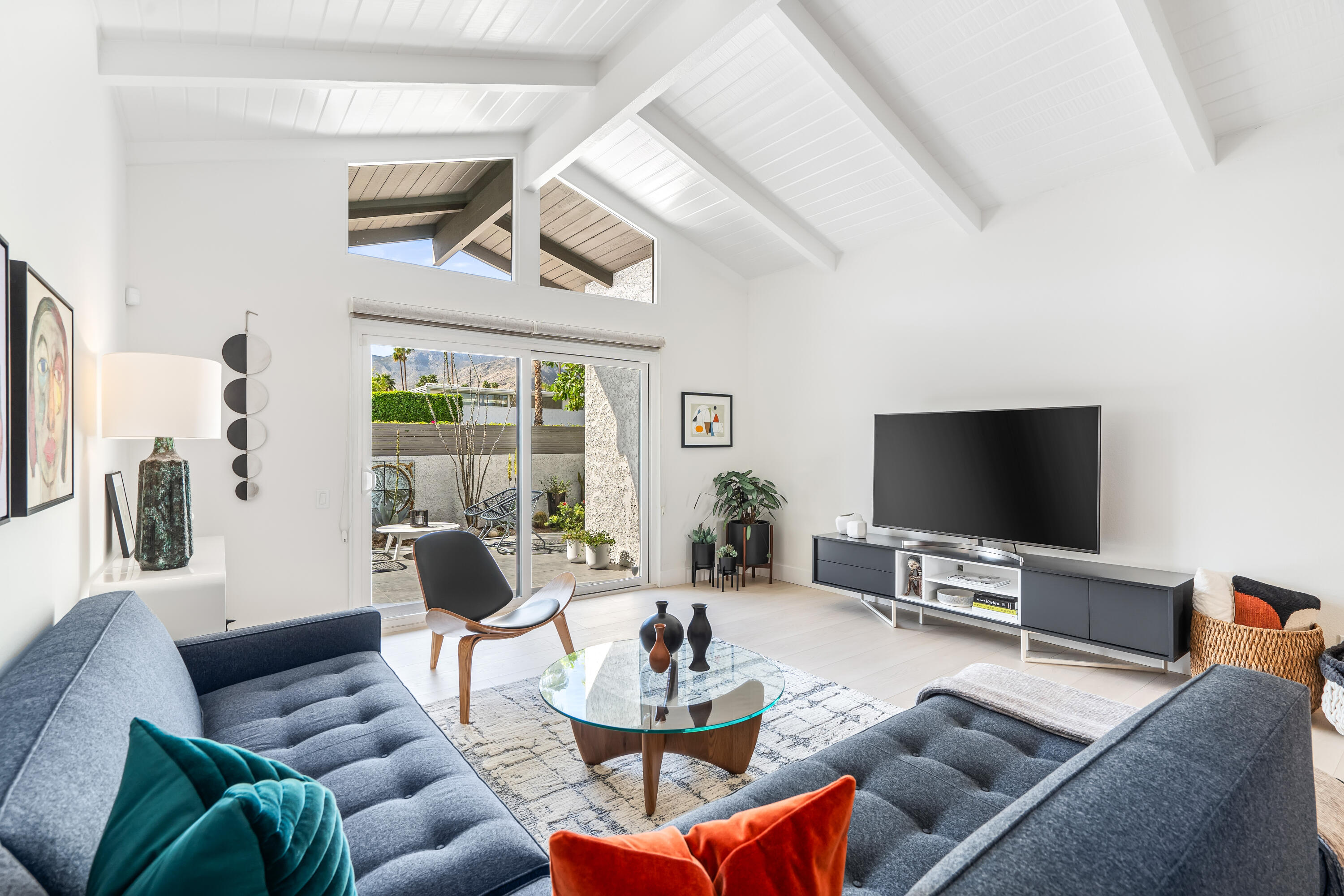 290 E San Jose RD Unit: 45