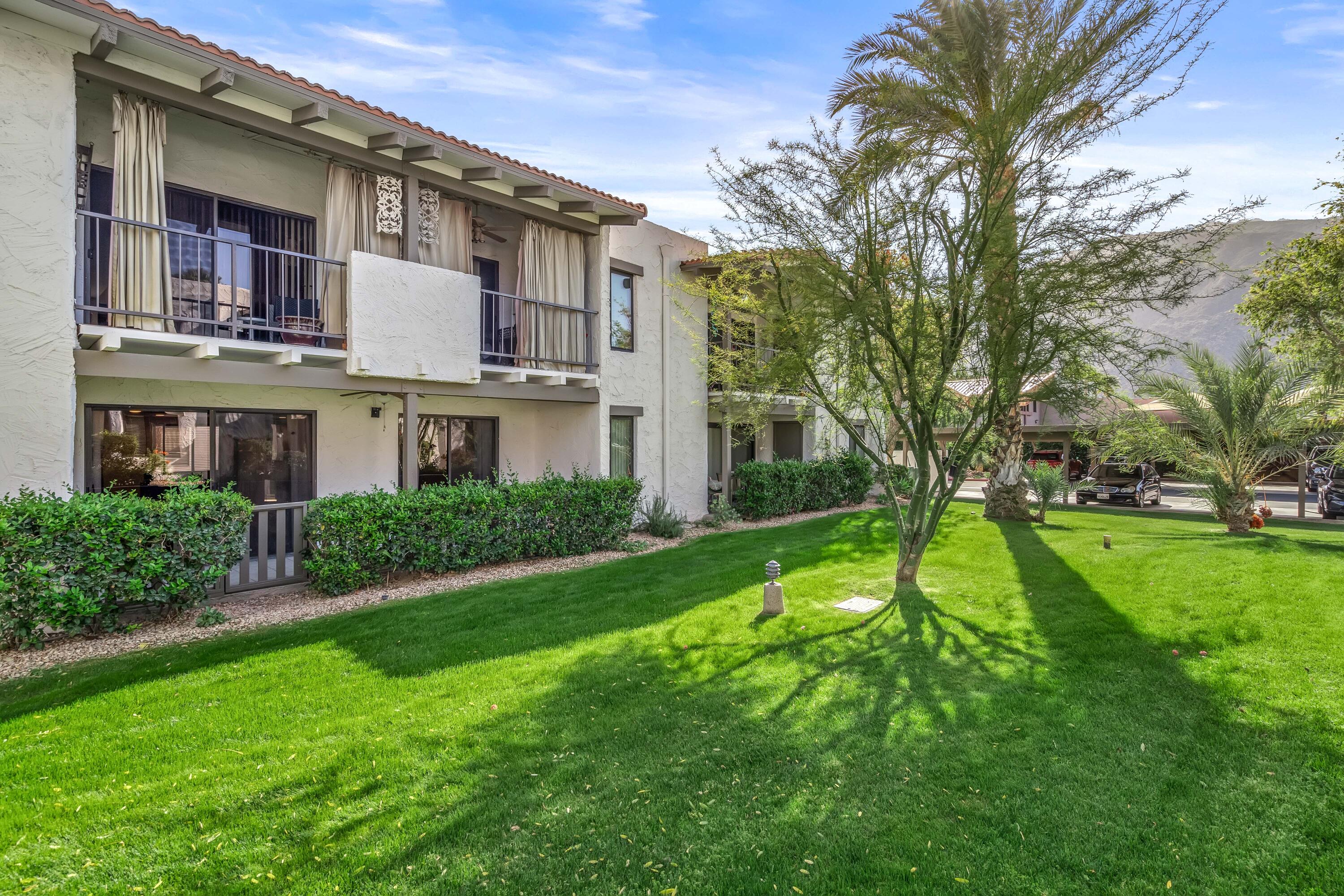 1050 E Ramon RD Unit: 104