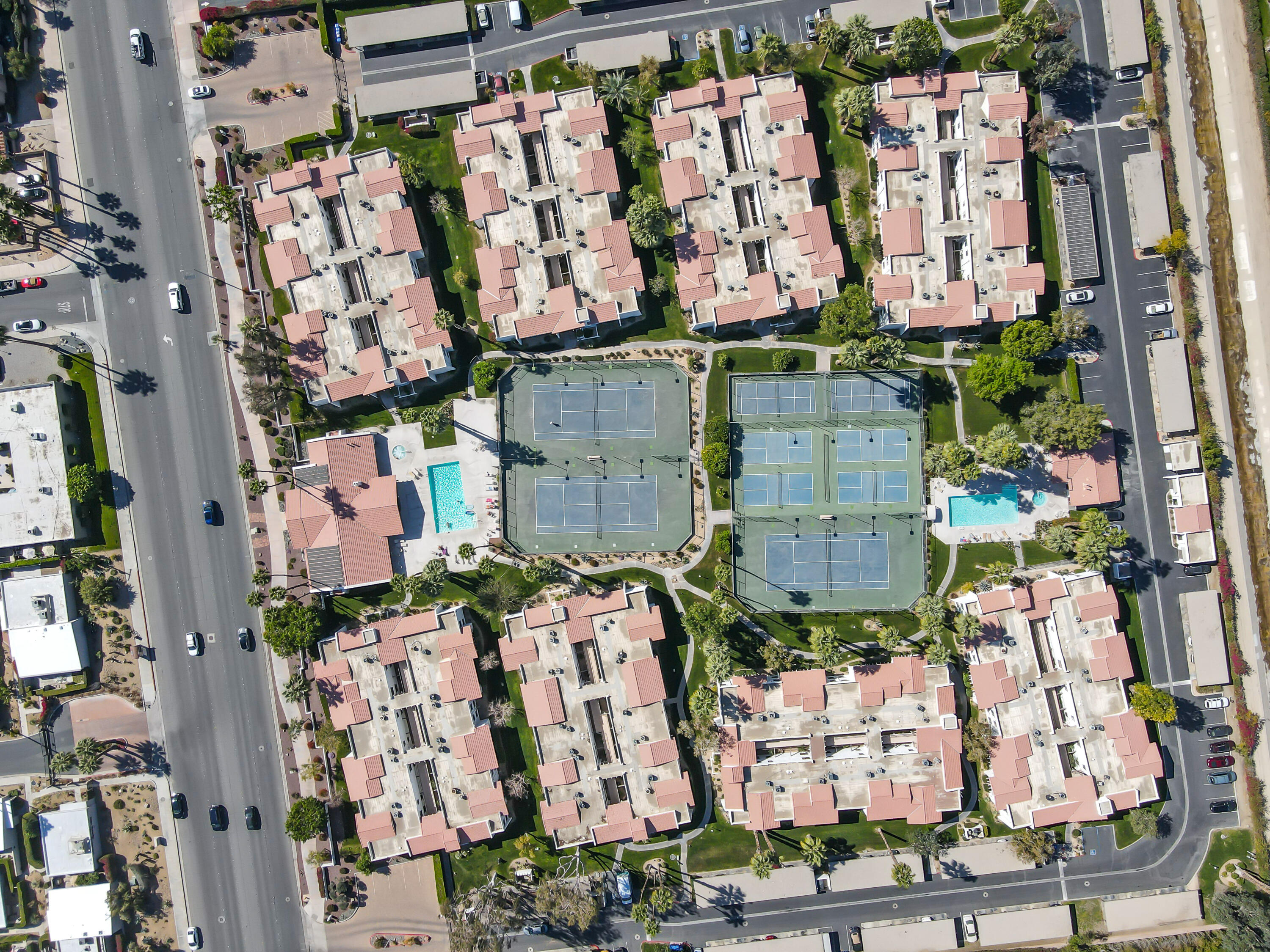 1050 E Ramon RD Unit: 104