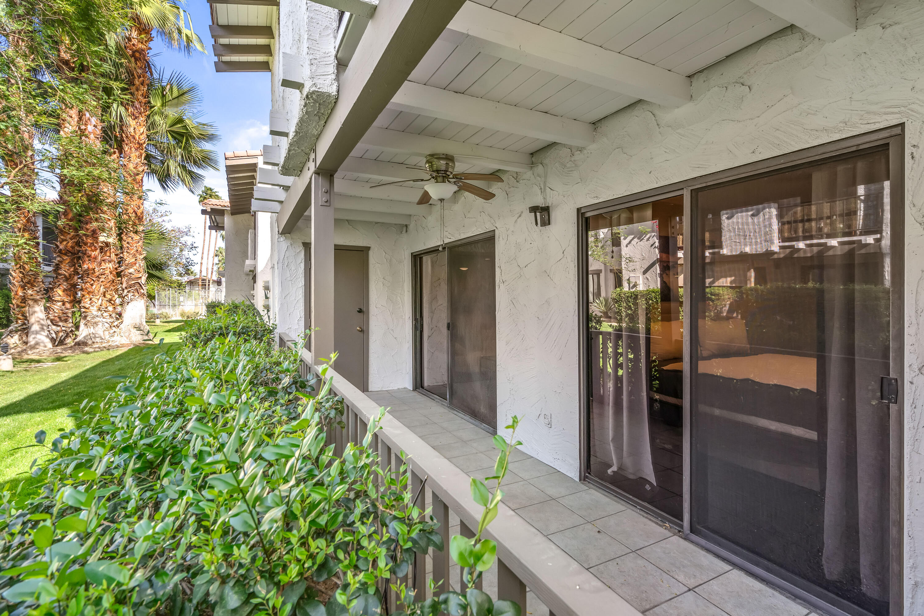 1050 E Ramon RD Unit: 104