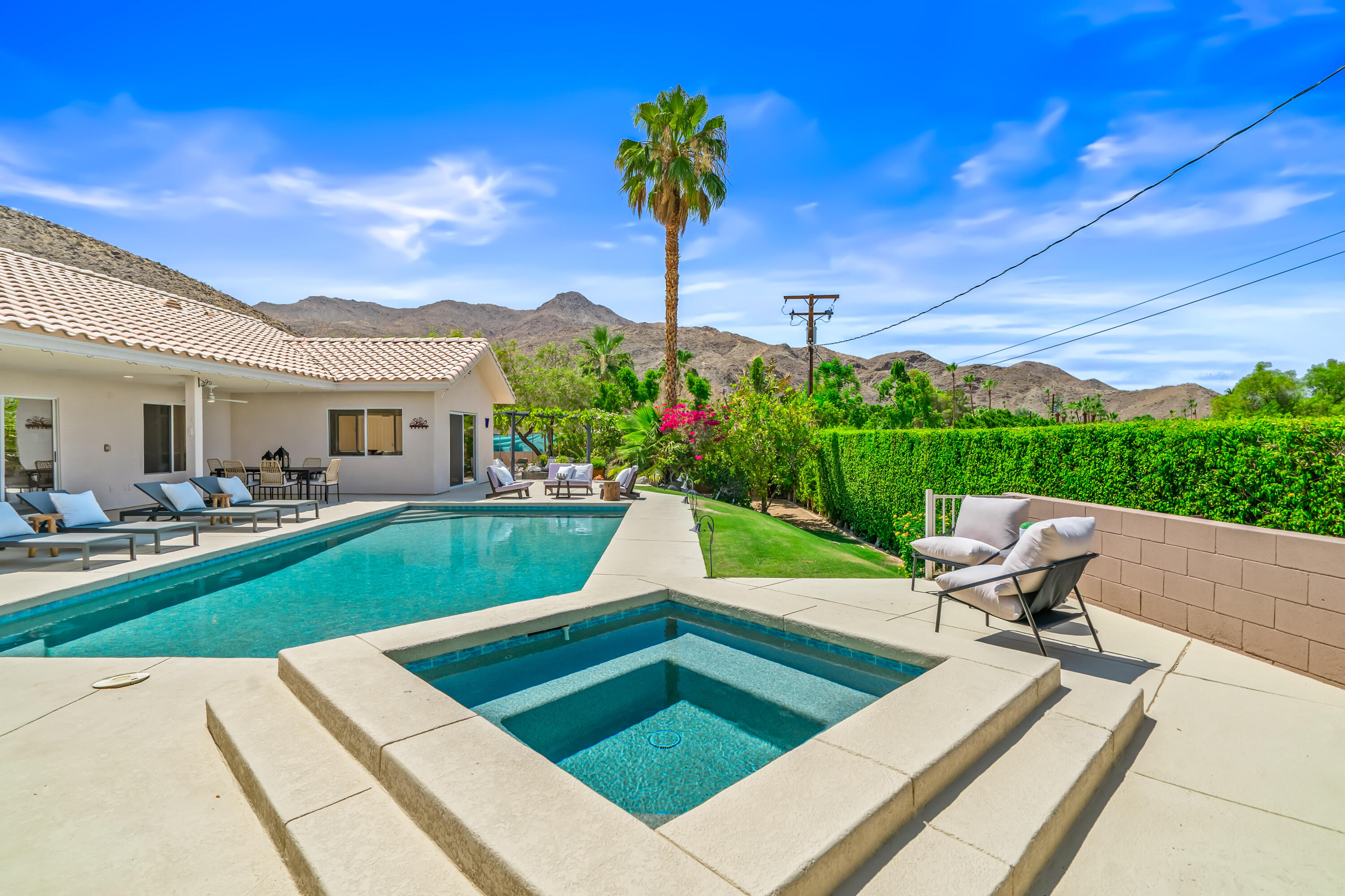 67980 Foothill RD