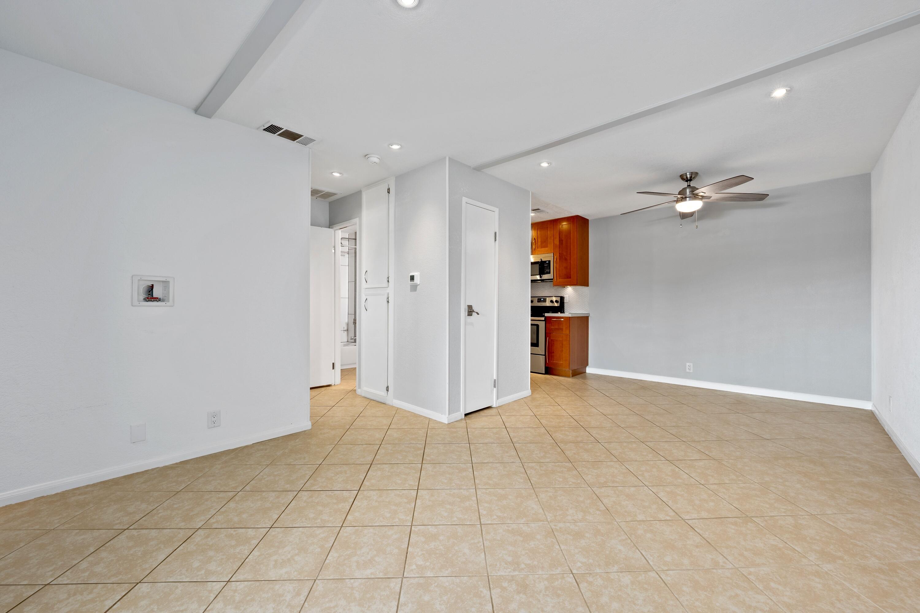 2820 N Arcadia CT Unit: 202