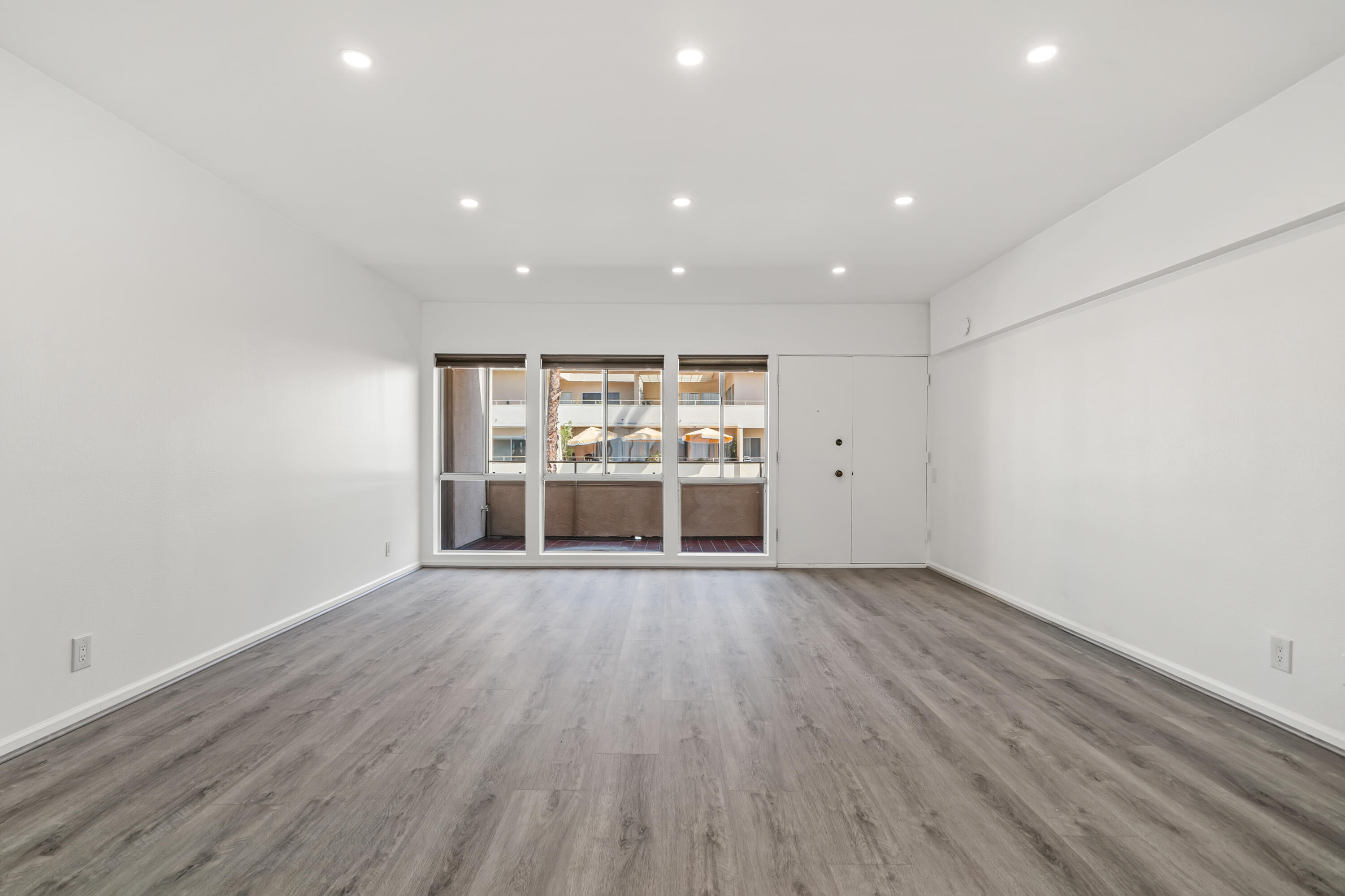 277 E Alejo RD Unit: 219