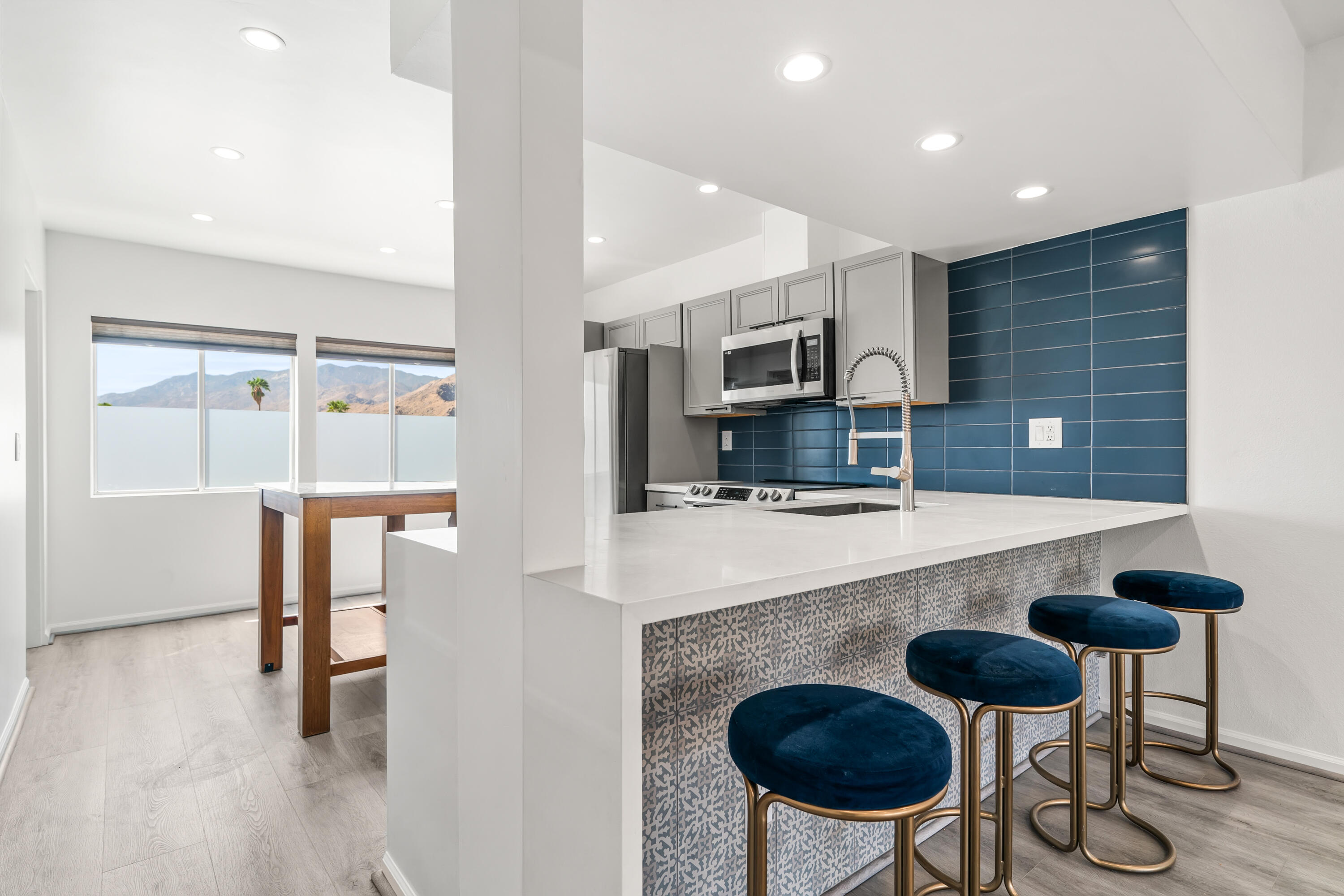 277 E Alejo RD Unit: 219