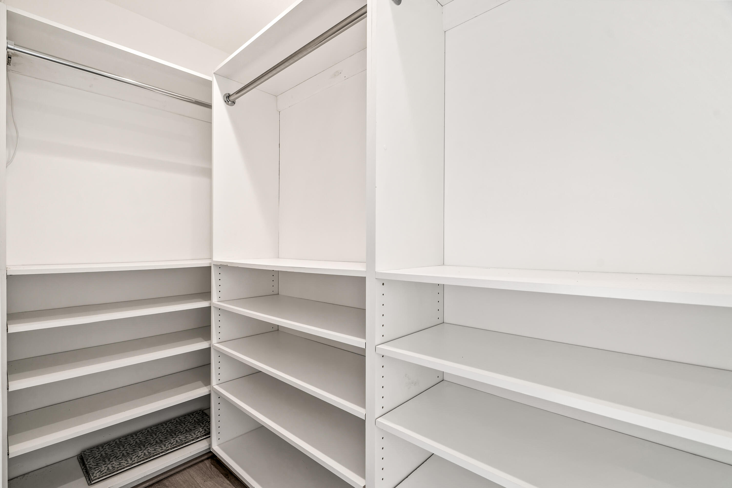 277 E Alejo RD Unit: 219