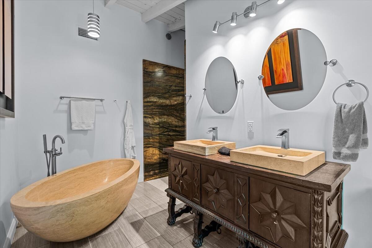 153 W Santa Catalina RD