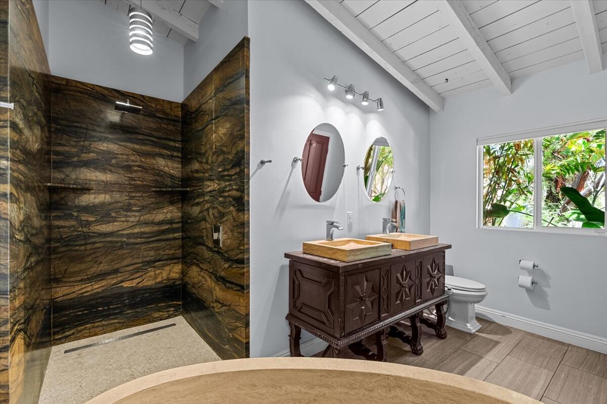 153 W Santa Catalina RD