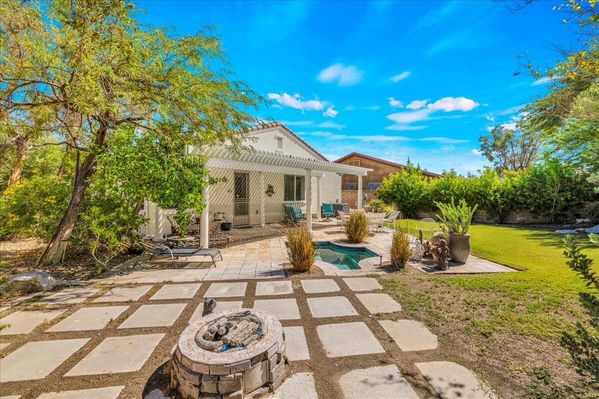 1767 Sand Canyon WAY