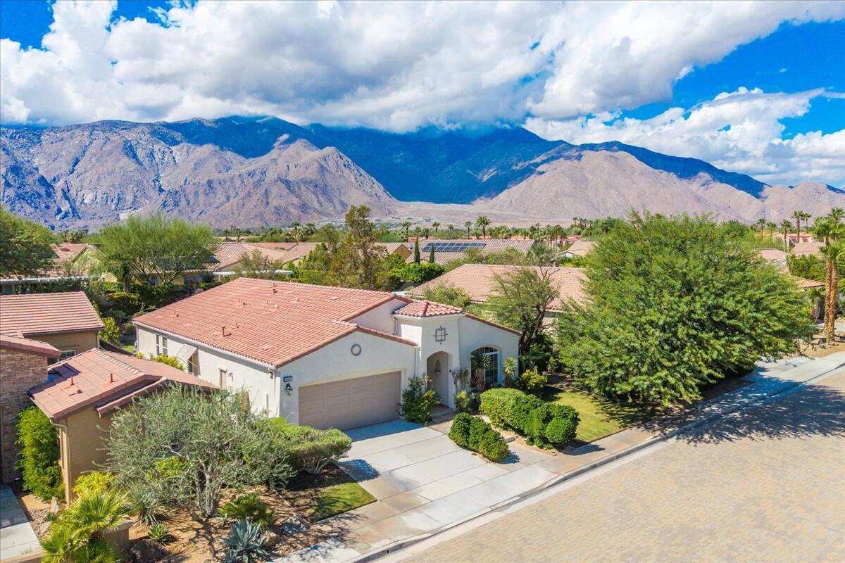 1767 Sand Canyon WAY