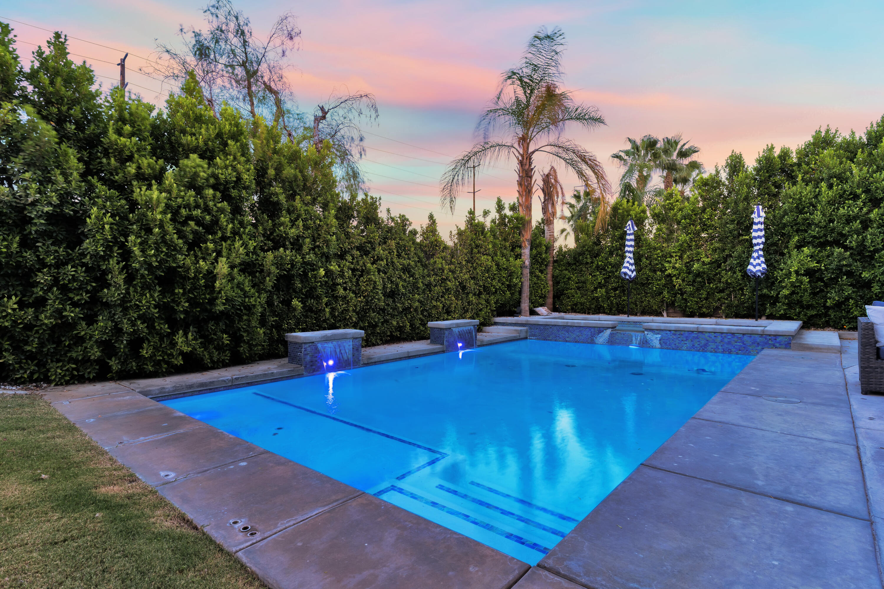 59 Via Santo Tomas DR